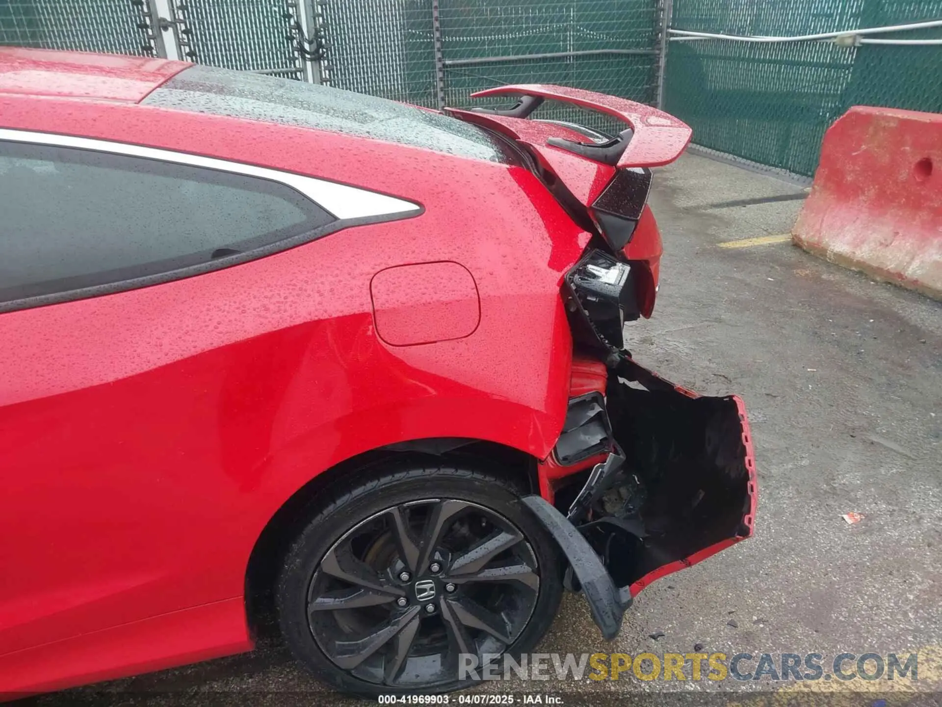 6 fotografías del automóvil dañado 2HGFC4B80KH303422 HONDA CIVIC 2019