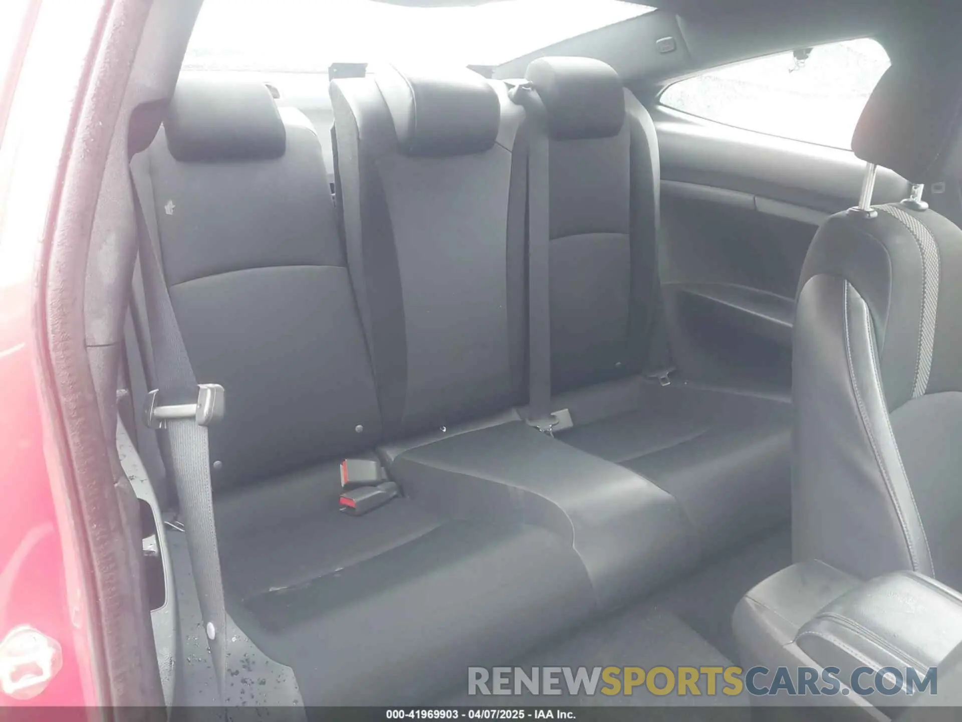 8 fotografías del automóvil dañado 2HGFC4B80KH303422 HONDA CIVIC 2019