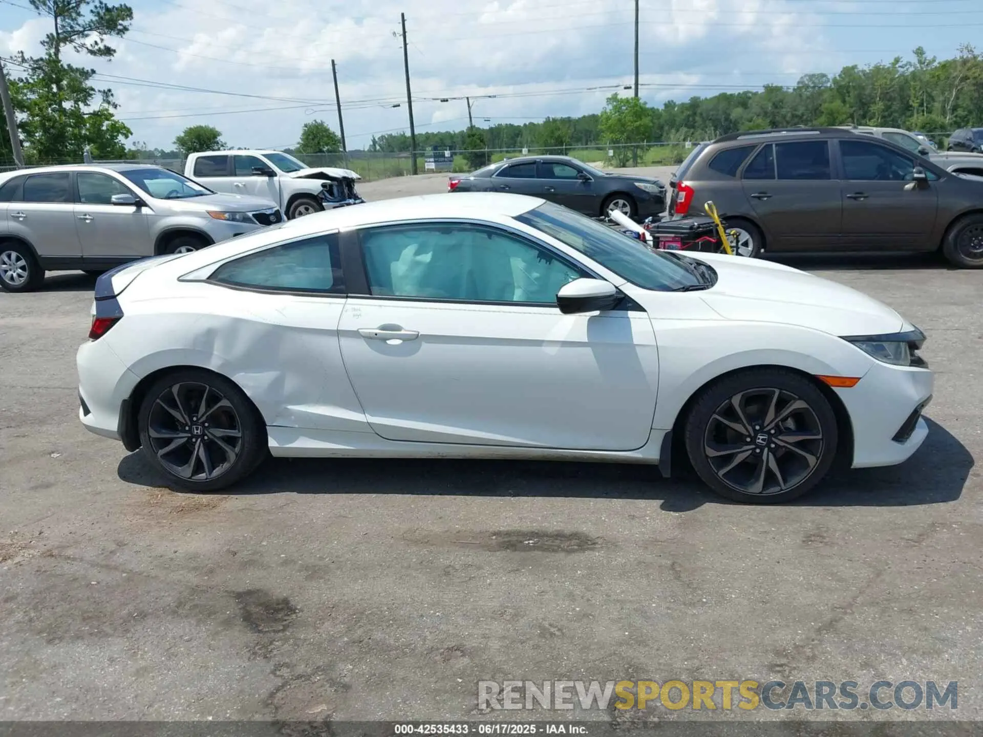 13 fotografías del automóvil dañado 2HGFC4B83KH300594 HONDA CIVIC 2019