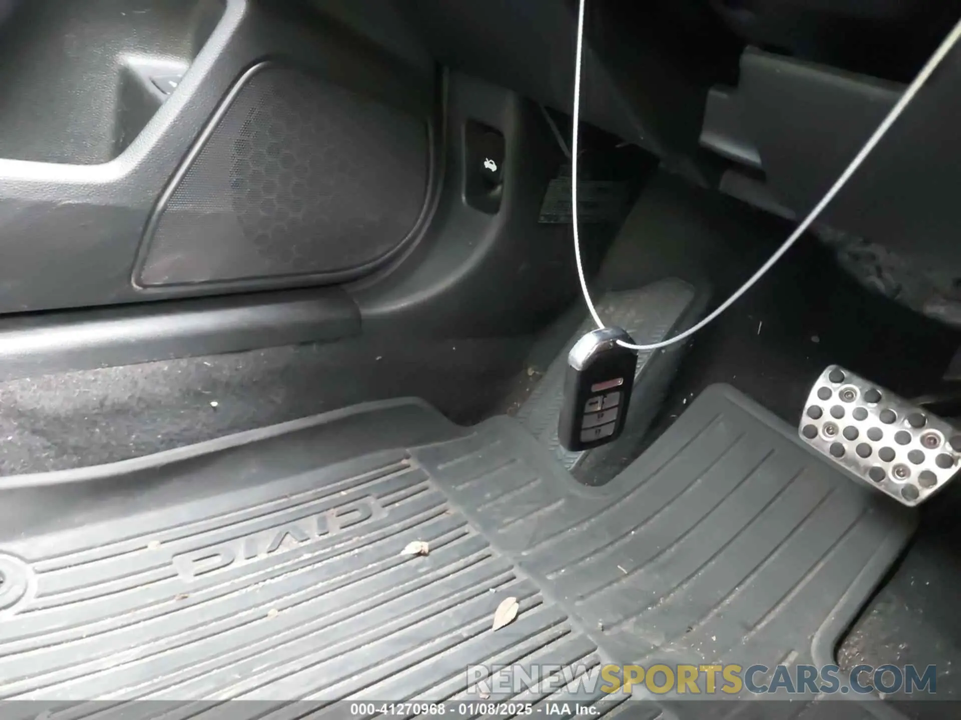 11 fotografías del automóvil dañado 2HGFC4B84KH305027 HONDA CIVIC 2019