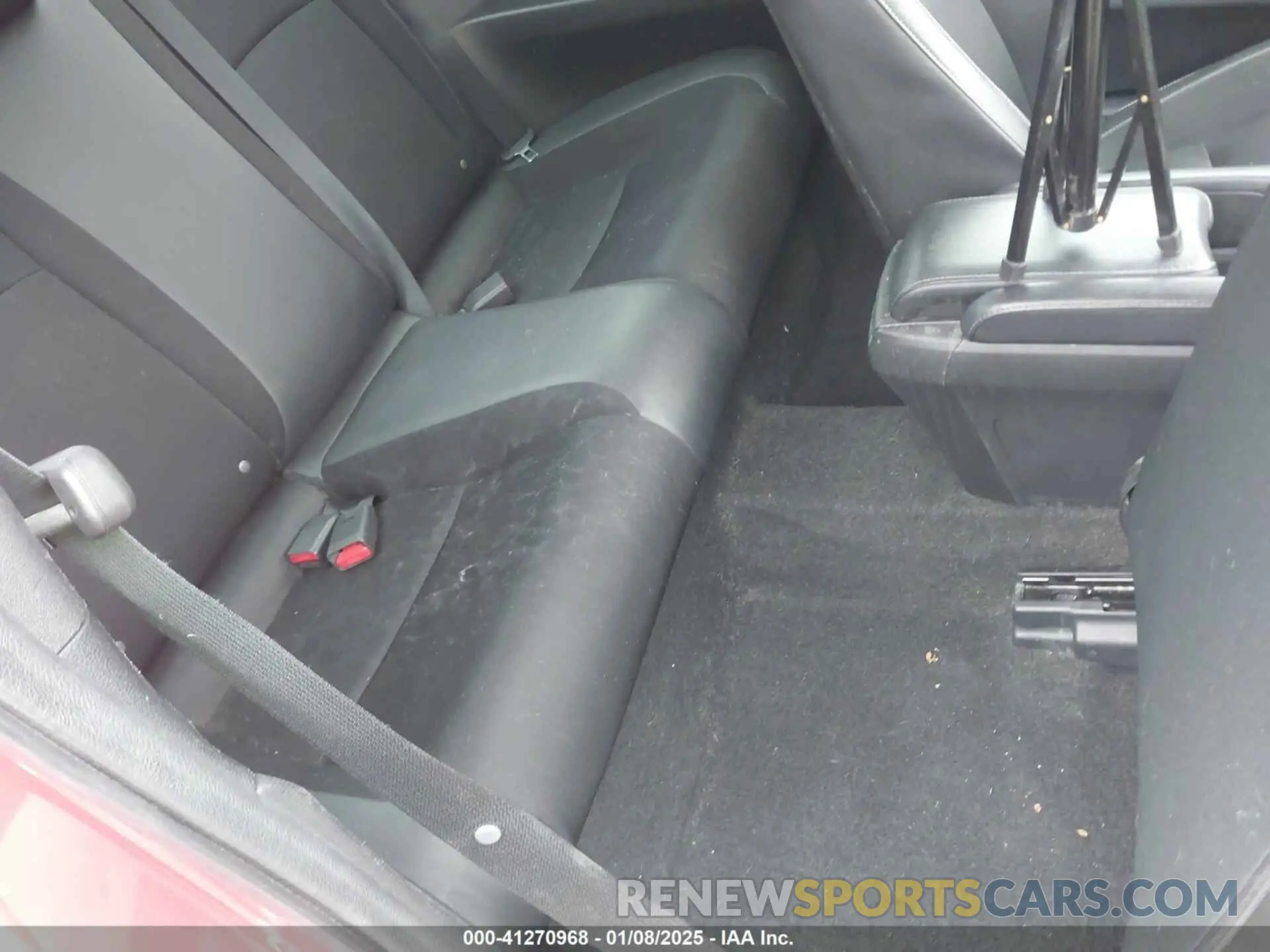 8 fotografías del automóvil dañado 2HGFC4B84KH305027 HONDA CIVIC 2019