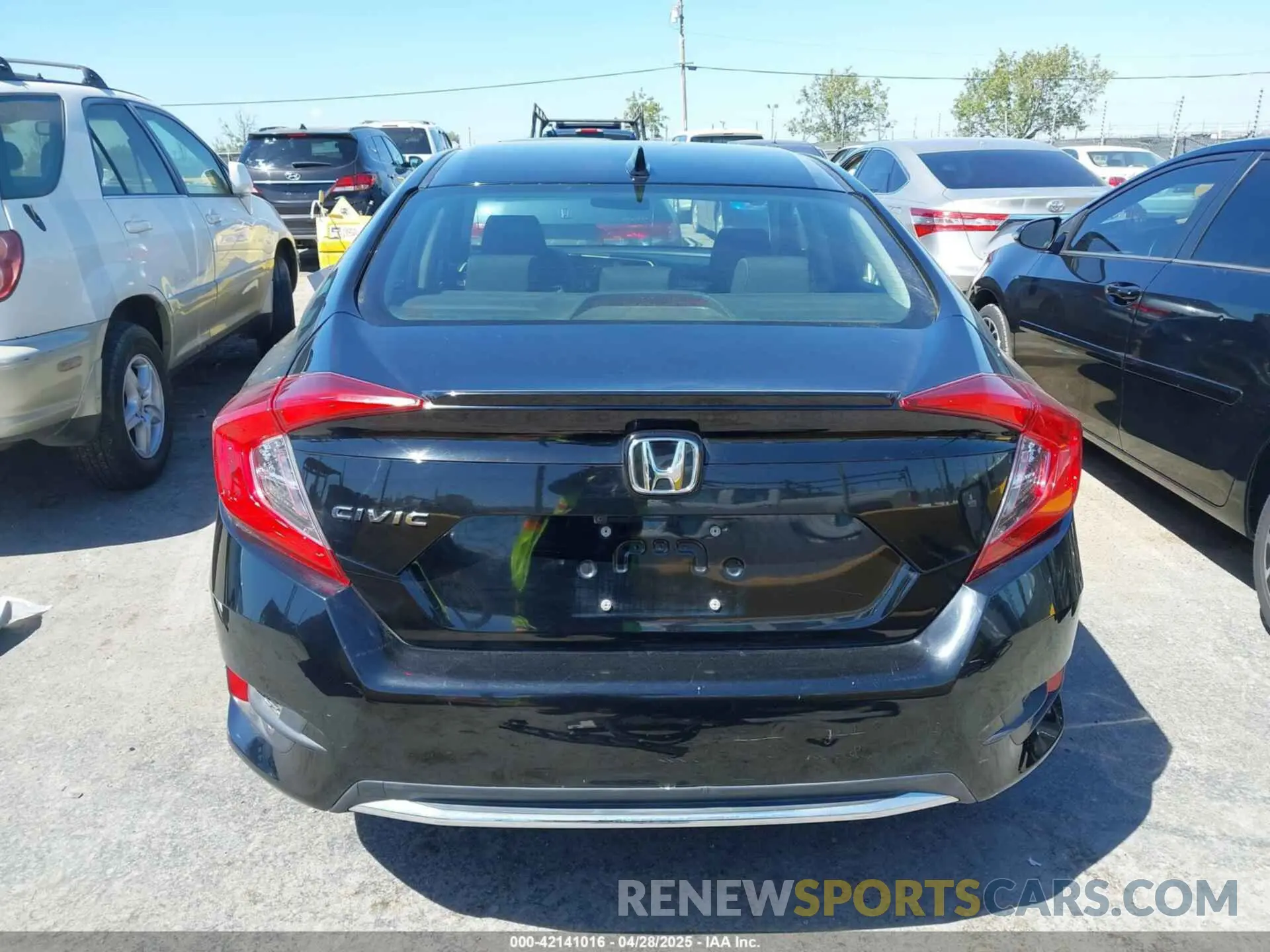 17 fotografías del automóvil dañado JHMFC1F32KX006092 HONDA CIVIC 2019