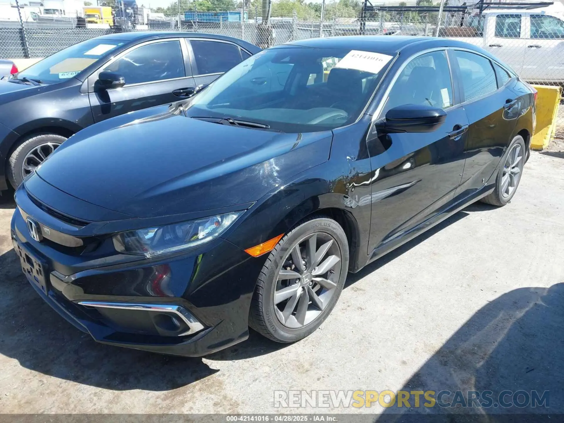 2 fotografías del automóvil dañado JHMFC1F32KX006092 HONDA CIVIC 2019