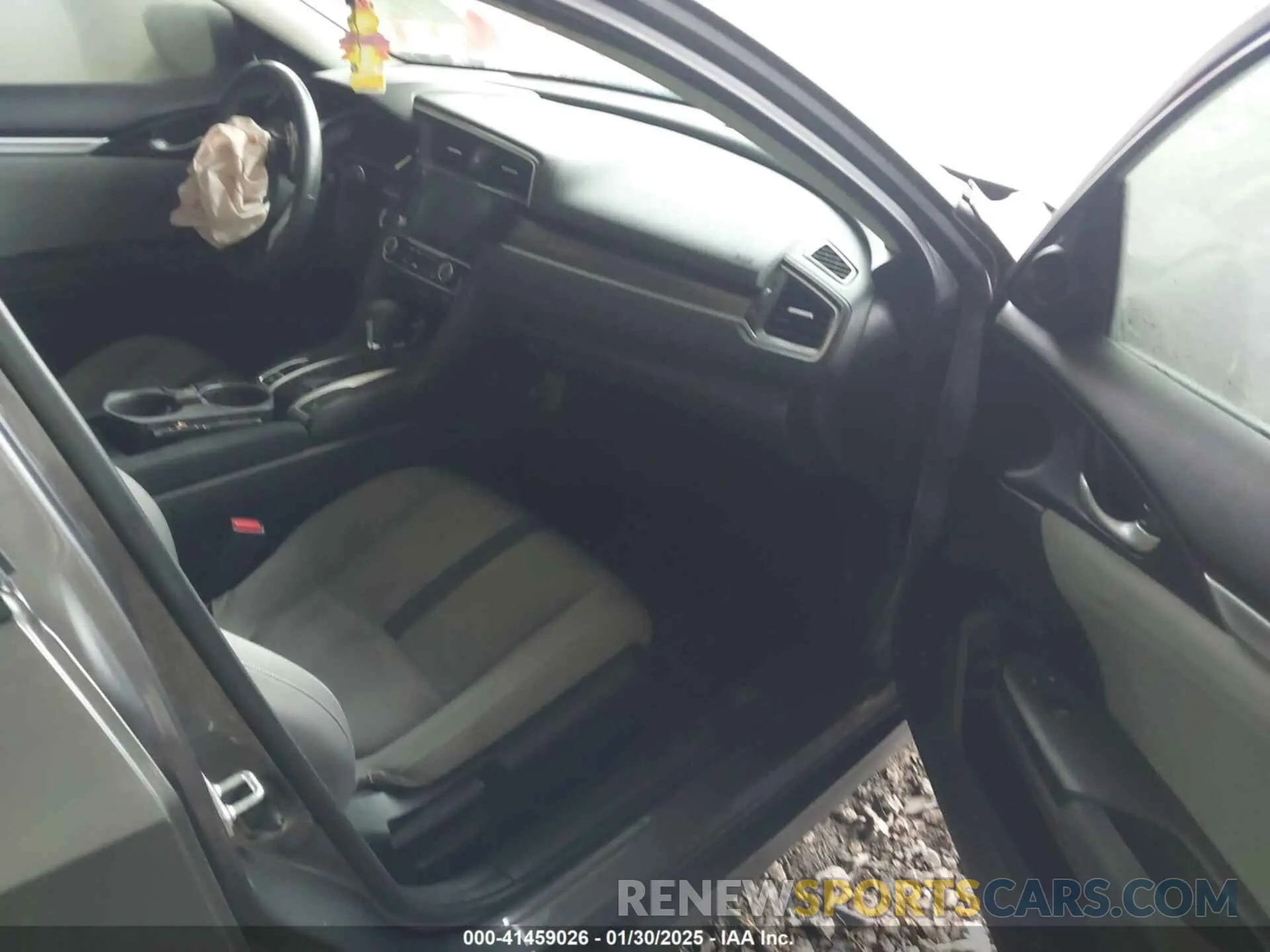 5 fotografías del automóvil dañado JHMFC1F32KX011485 HONDA CIVIC 2019