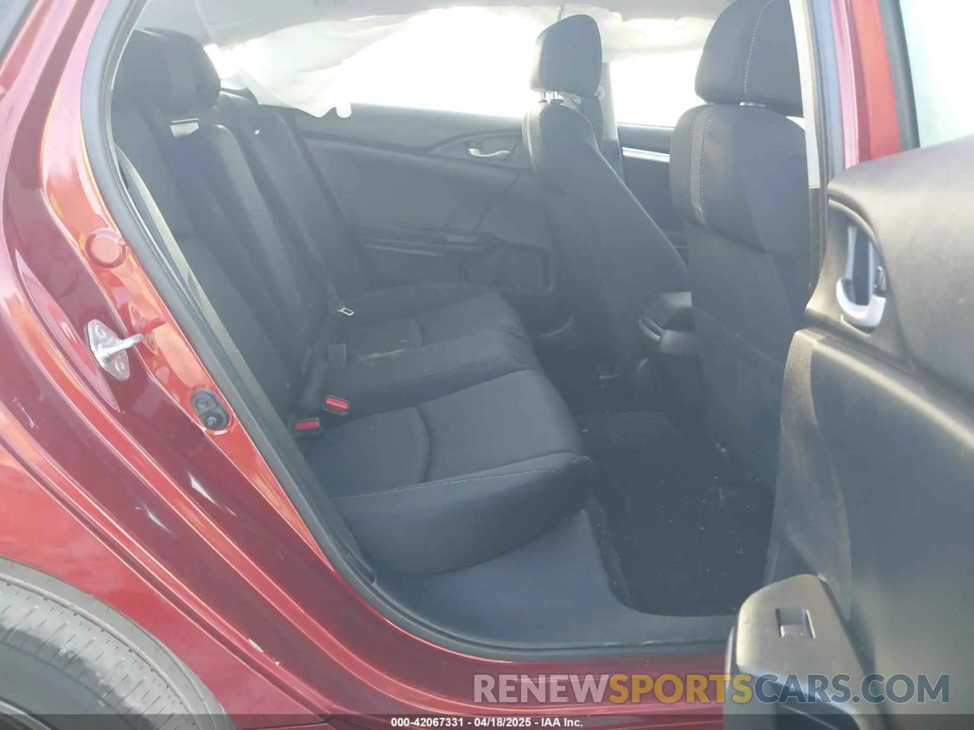 8 fotografías del automóvil dañado JHMFC1F35KX000075 HONDA CIVIC 2019