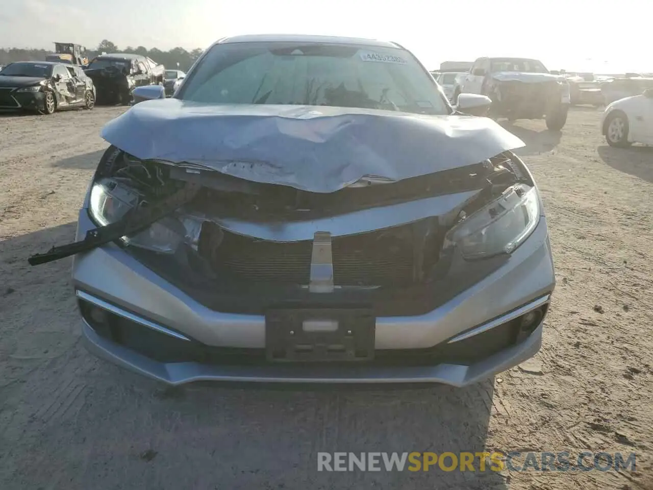 5 fotografías del automóvil dañado JHMFC1F36KX003468 HONDA CIVIC 2019