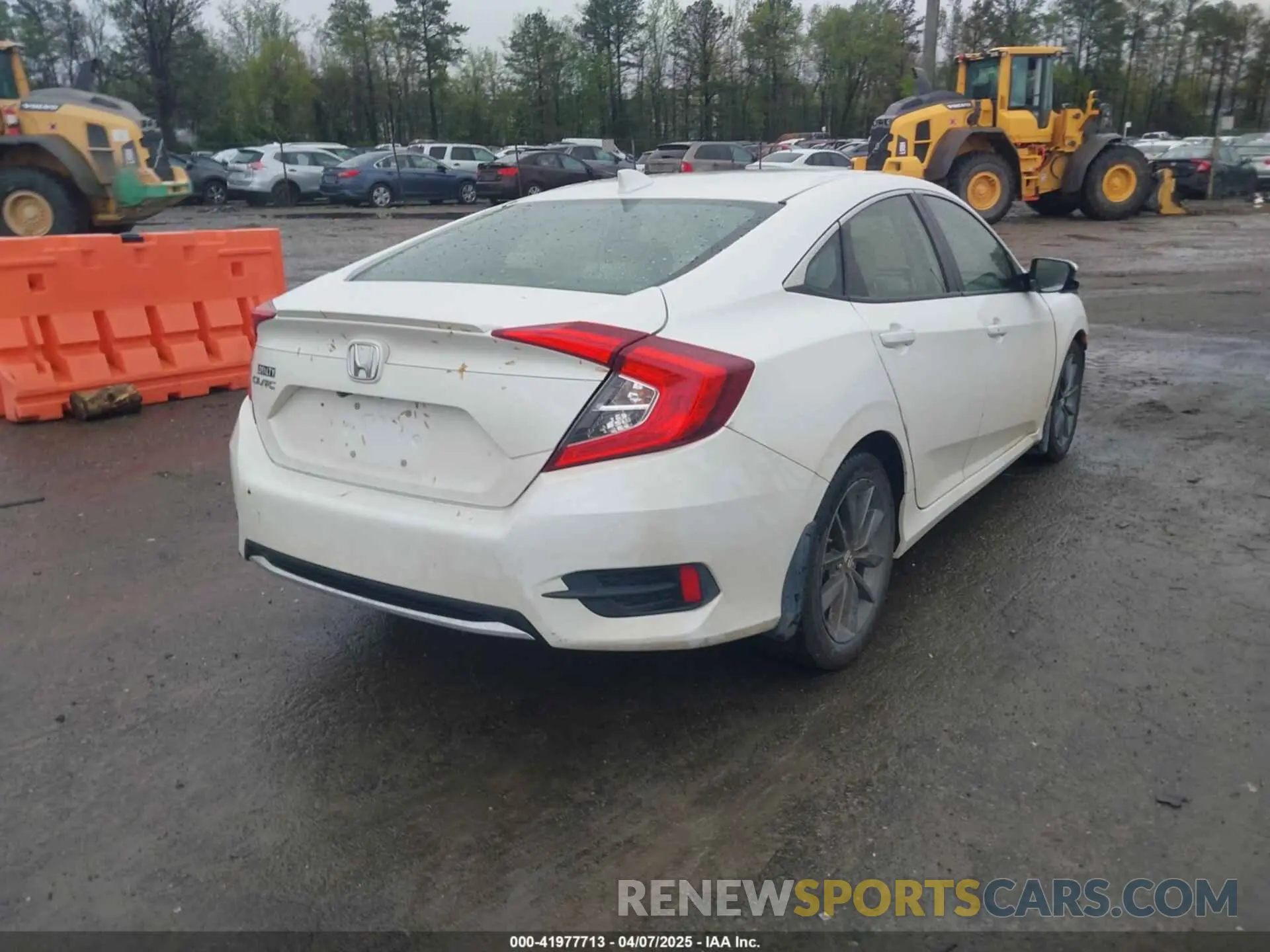 4 fotografías del automóvil dañado JHMFC1F36KX005401 HONDA CIVIC 2019