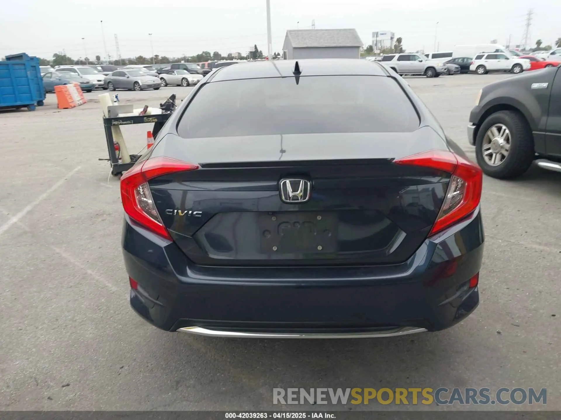 16 fotografías del automóvil dañado JHMFC1F3XKX014103 HONDA CIVIC 2019
