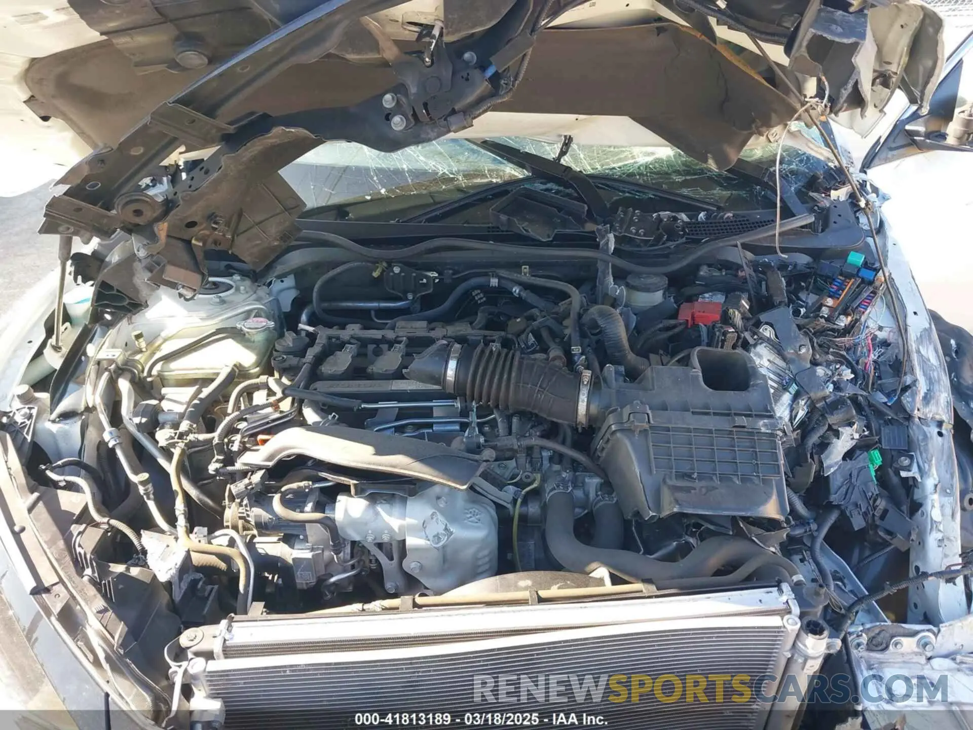 10 fotografías del automóvil dañado JHMFC1F73KX000966 HONDA CIVIC 2019