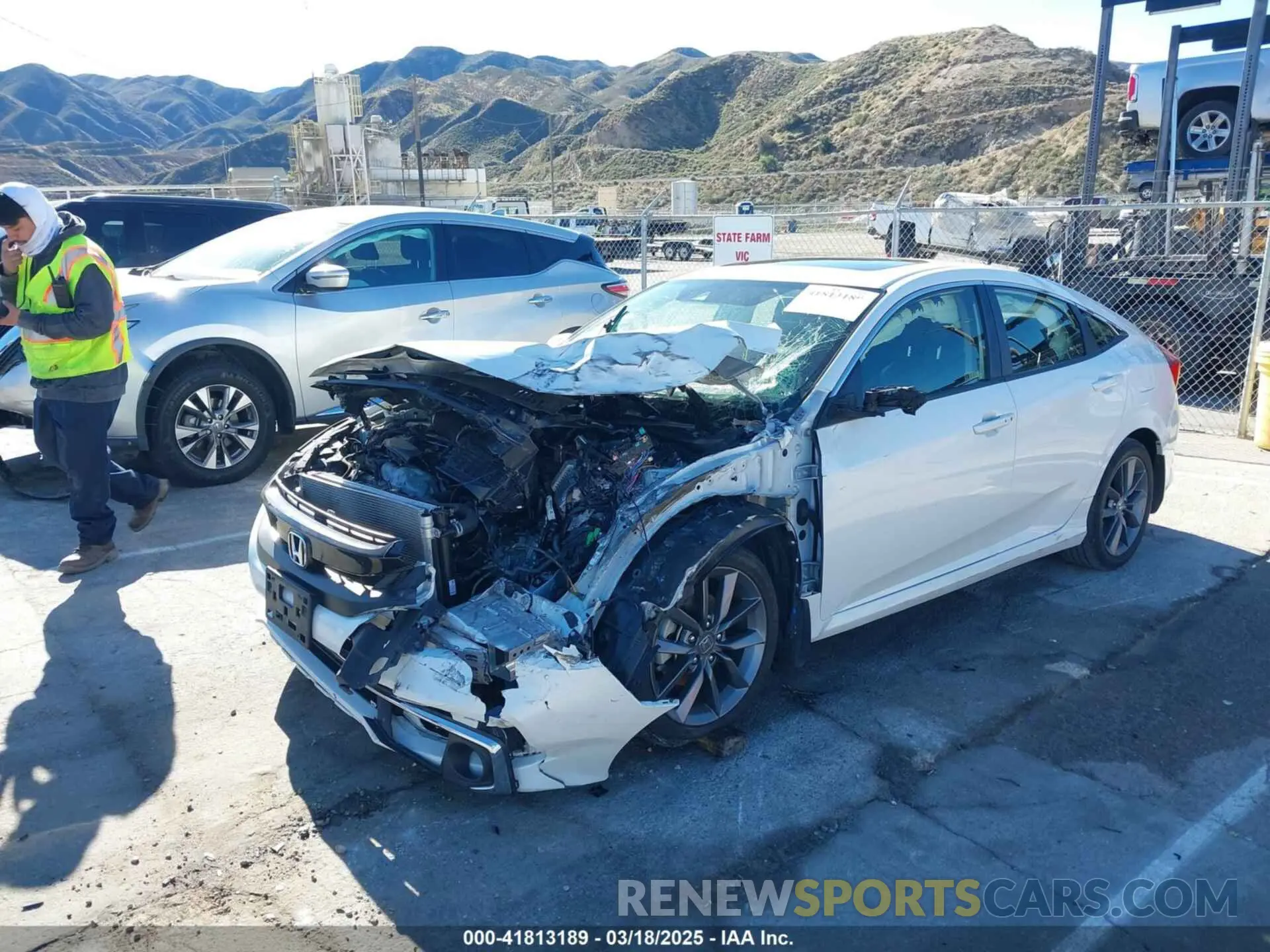 2 fotografías del automóvil dañado JHMFC1F73KX000966 HONDA CIVIC 2019