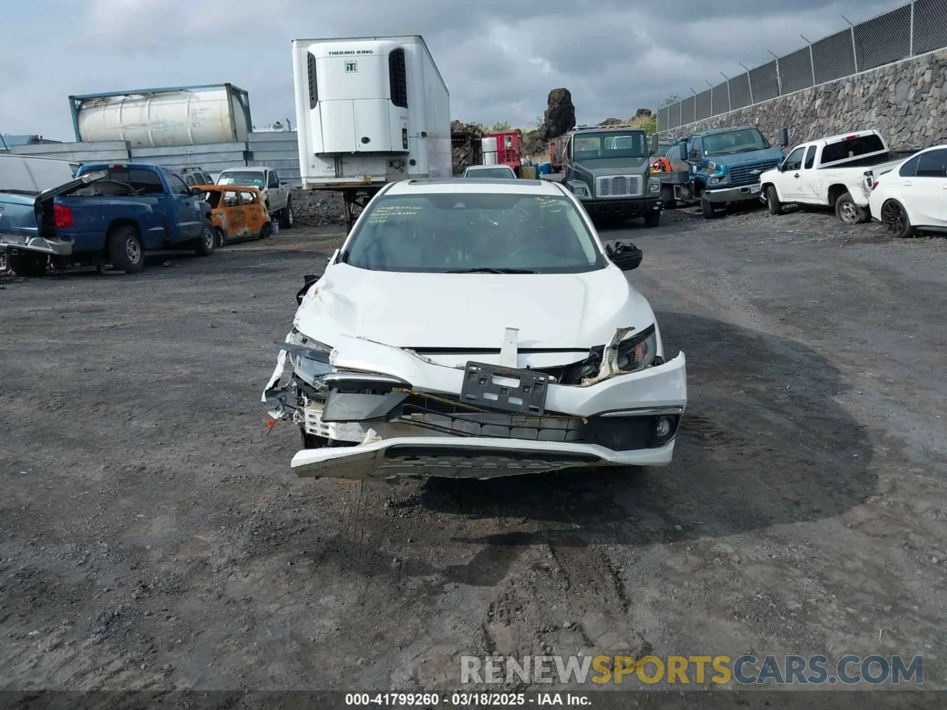 12 fotografías del automóvil dañado JHMFC1F7XKX000981 HONDA CIVIC 2019
