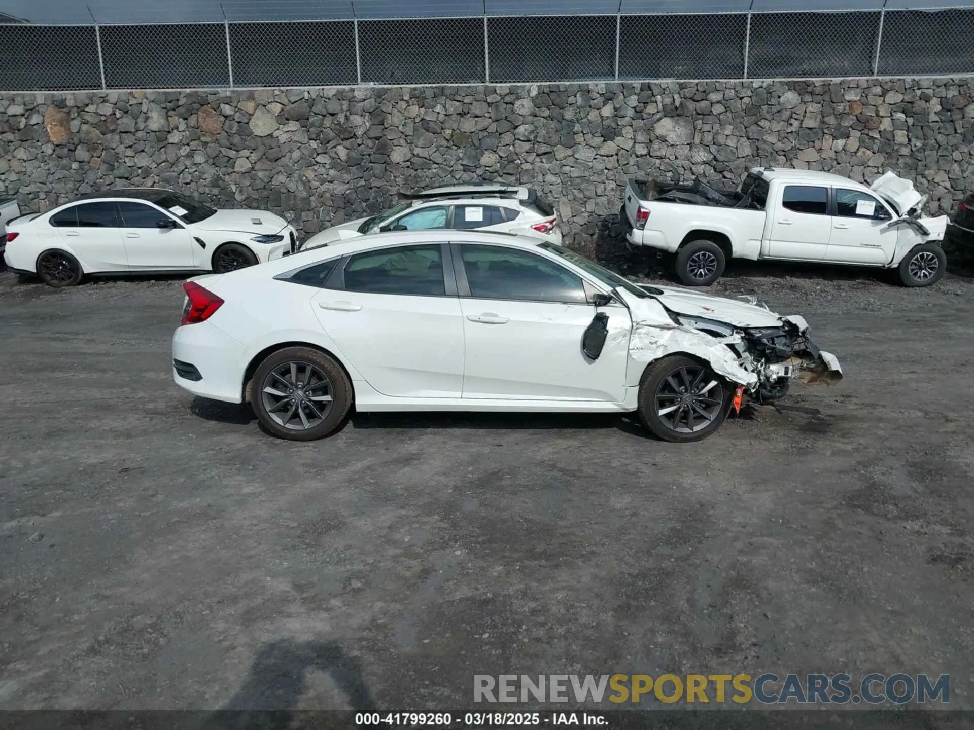 13 fotografías del automóvil dañado JHMFC1F7XKX000981 HONDA CIVIC 2019
