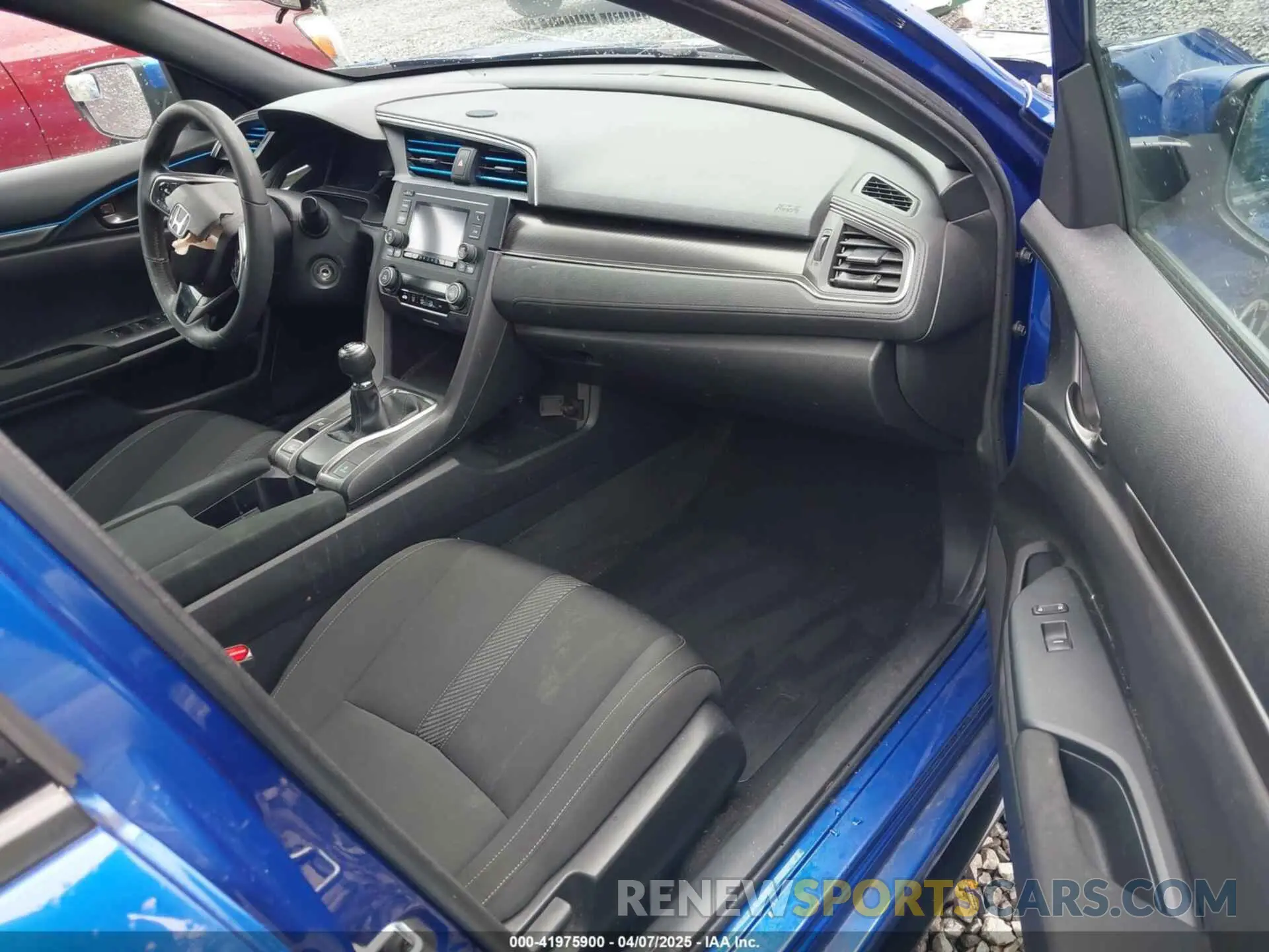 5 fotografías del automóvil dañado SHHFK7G43KU212058 HONDA CIVIC 2019