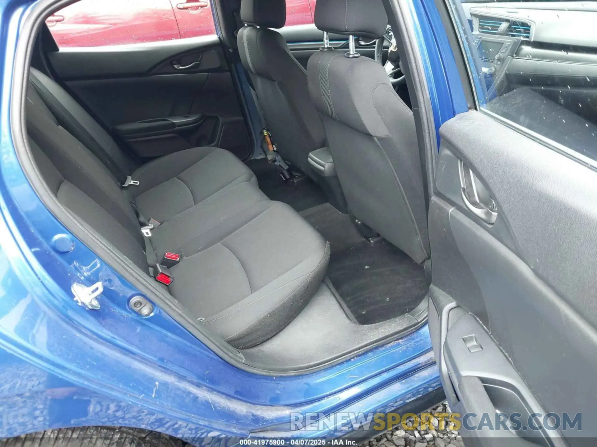 8 fotografías del automóvil dañado SHHFK7G43KU212058 HONDA CIVIC 2019