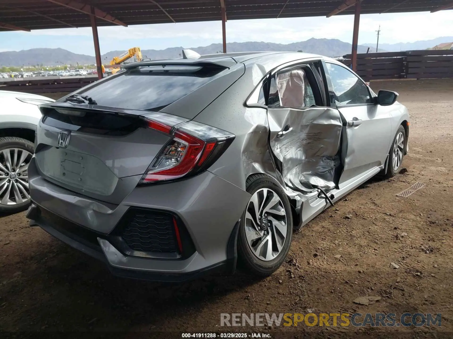 4 fotografías del automóvil dañado SHHFK7H30KU224805 HONDA CIVIC 2019