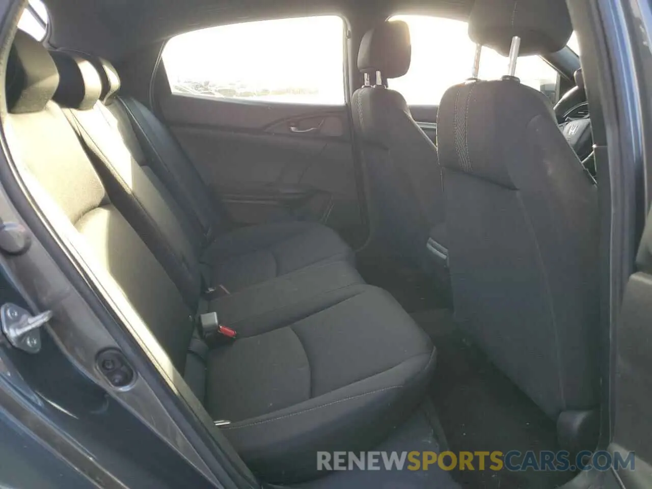 10 fotografías del automóvil dañado SHHFK7H34KU403526 HONDA CIVIC 2019