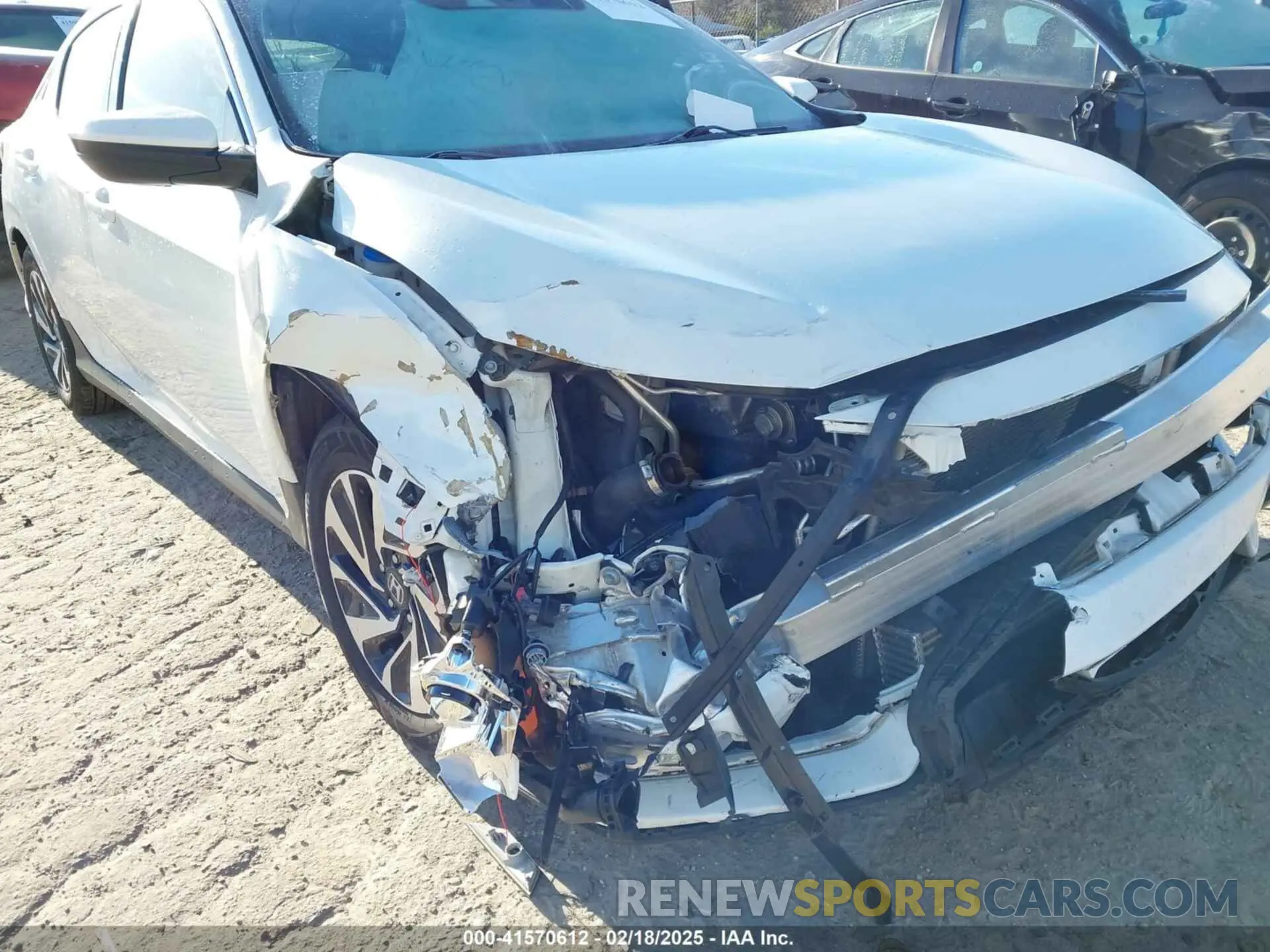 12 fotografías del automóvil dañado SHHFK7H37KU228351 HONDA CIVIC 2019
