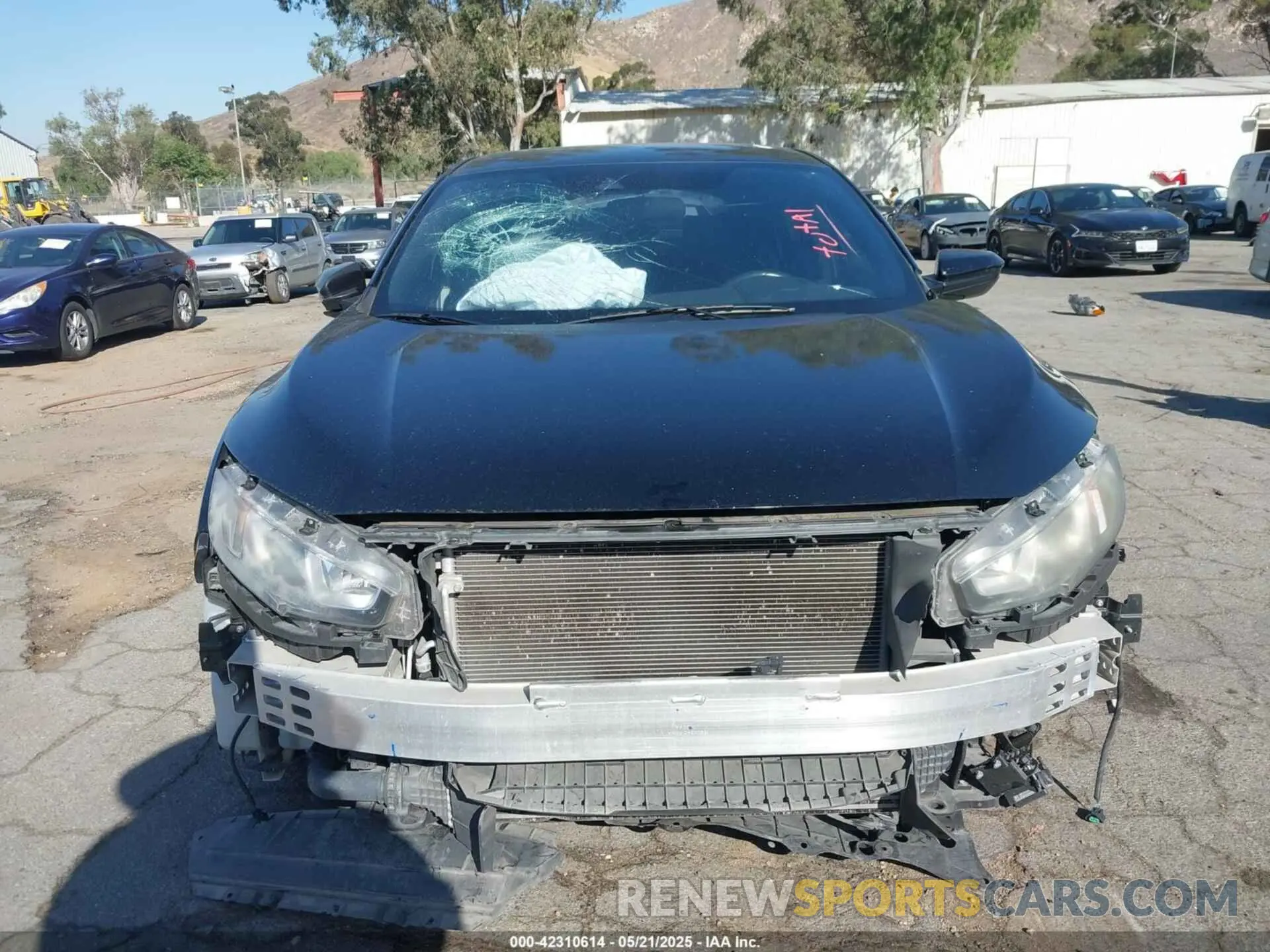 13 fotografías del automóvil dañado SHHFK7H40KU415472 HONDA CIVIC 2019