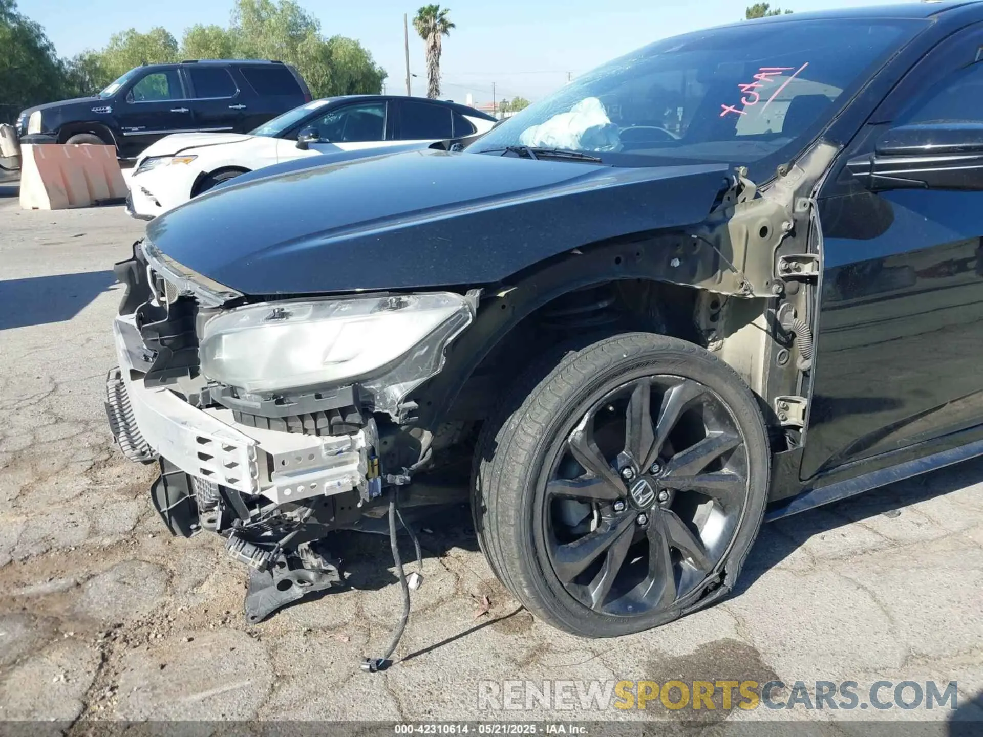 6 fotografías del automóvil dañado SHHFK7H40KU415472 HONDA CIVIC 2019