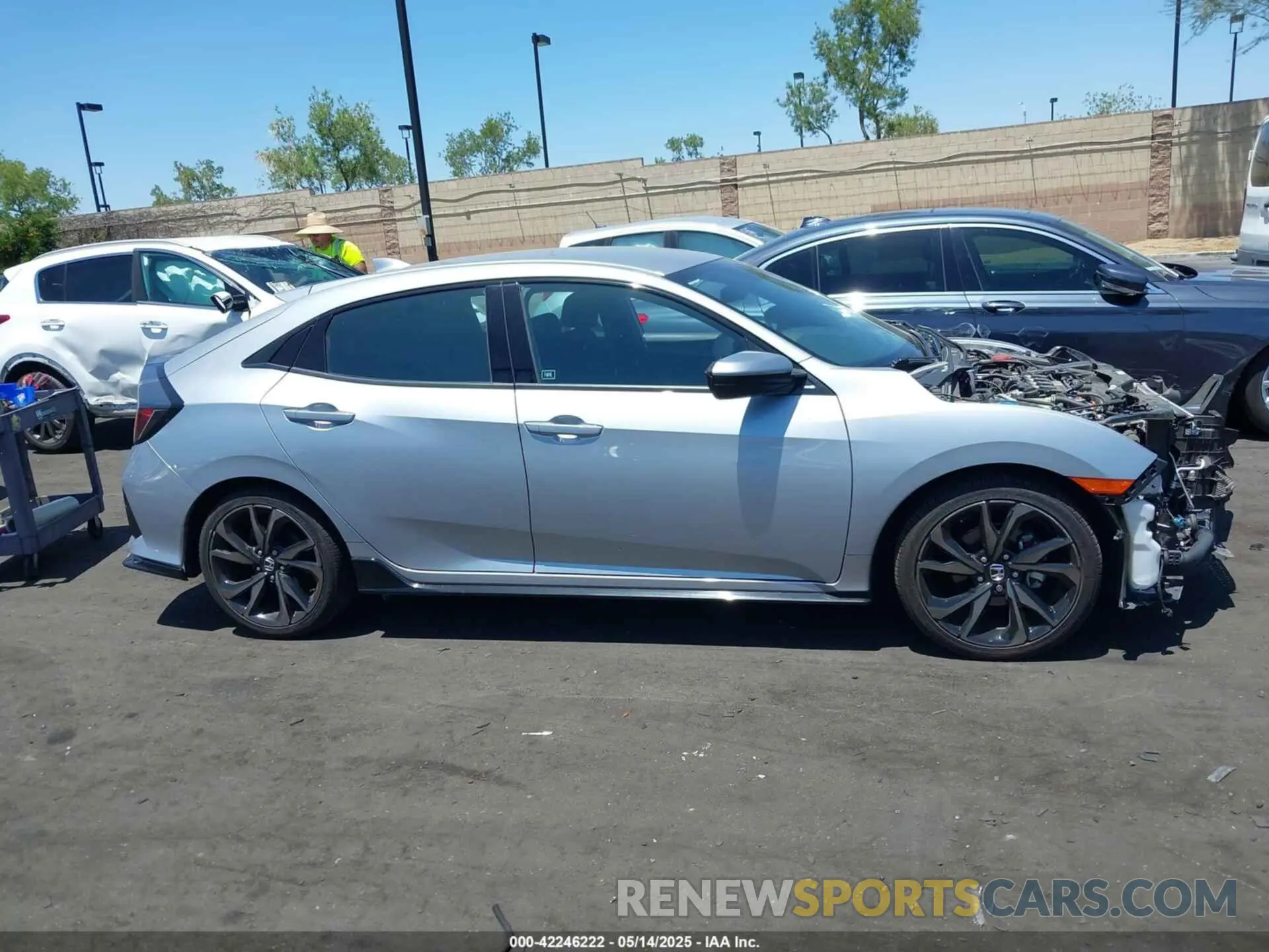 14 fotografías del automóvil dañado SHHFK7H42KU406790 HONDA CIVIC 2019