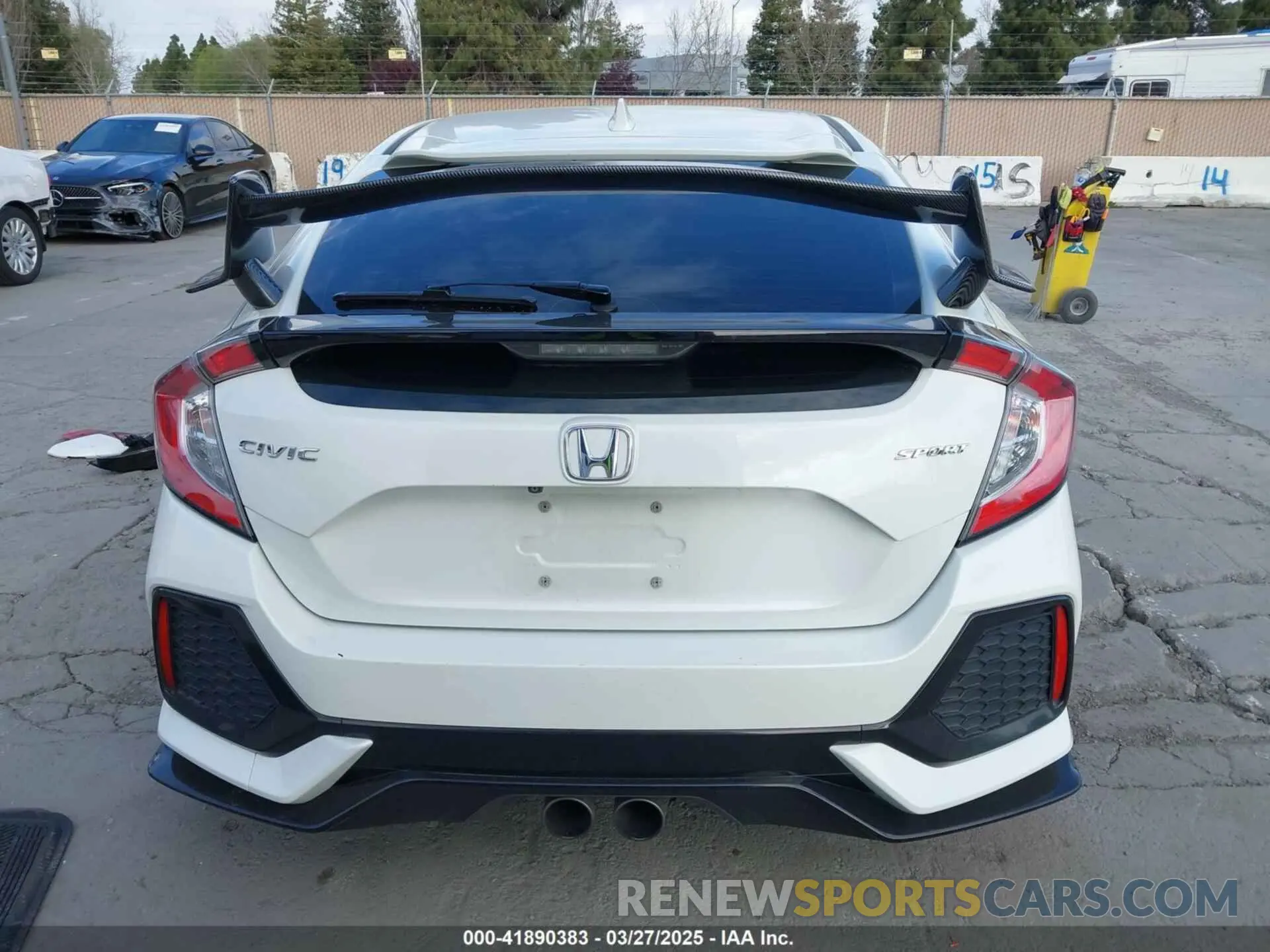 15 fotografías del automóvil dañado SHHFK7H42KU417420 HONDA CIVIC 2019