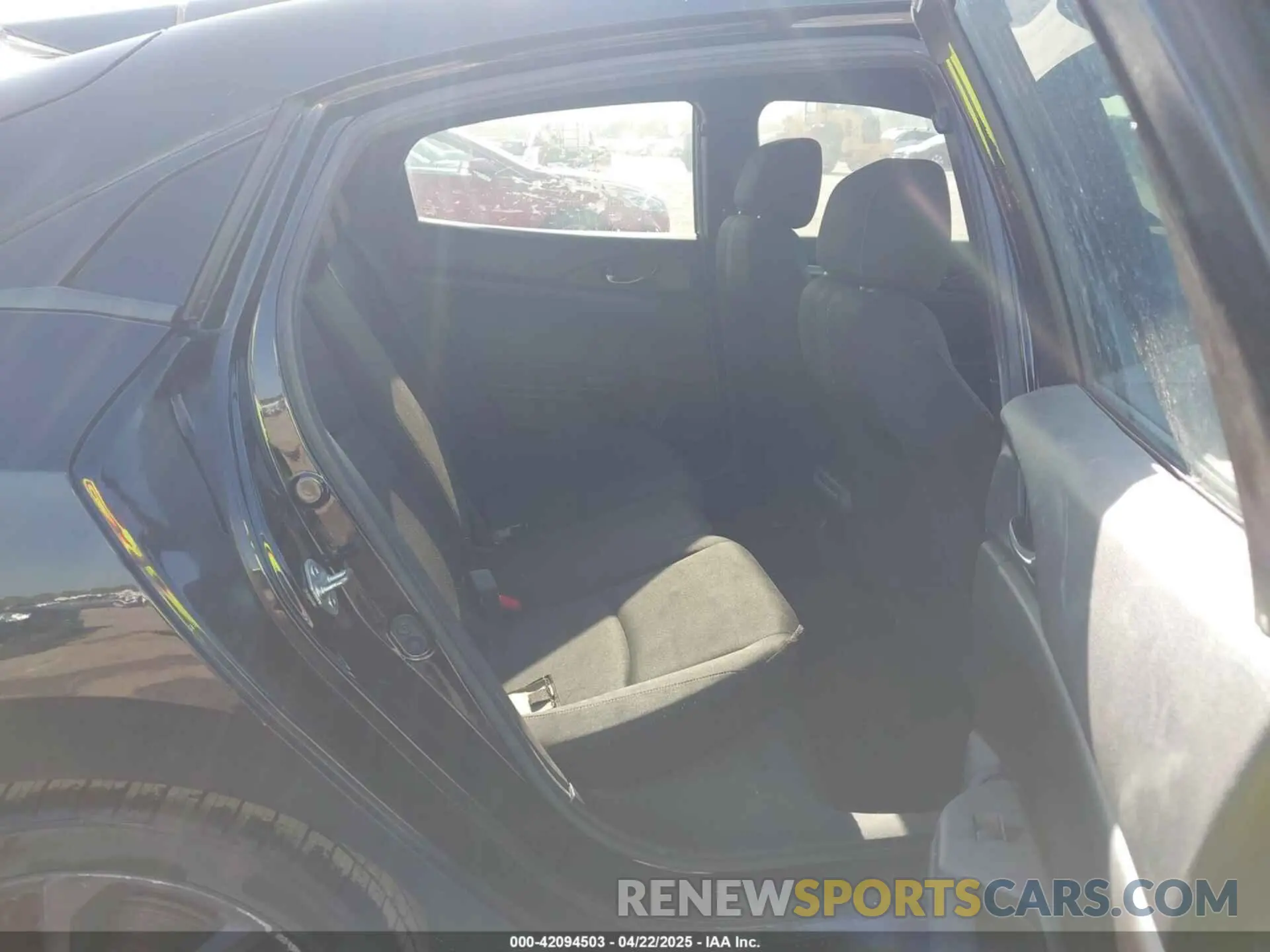 8 fotografías del automóvil dañado SHHFK7H43KU405311 HONDA CIVIC 2019