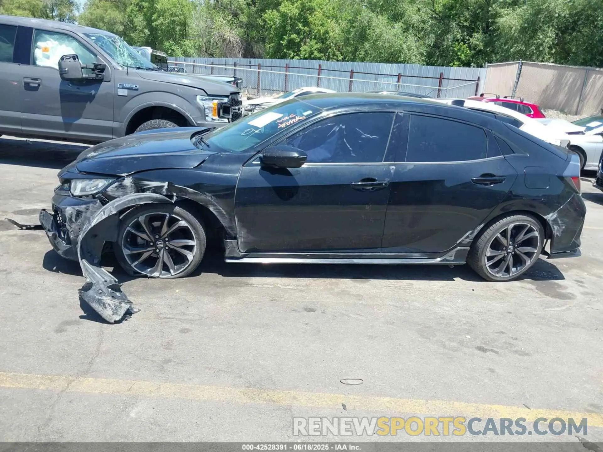 14 fotografías del automóvil dañado SHHFK7H43KU411898 HONDA CIVIC 2019
