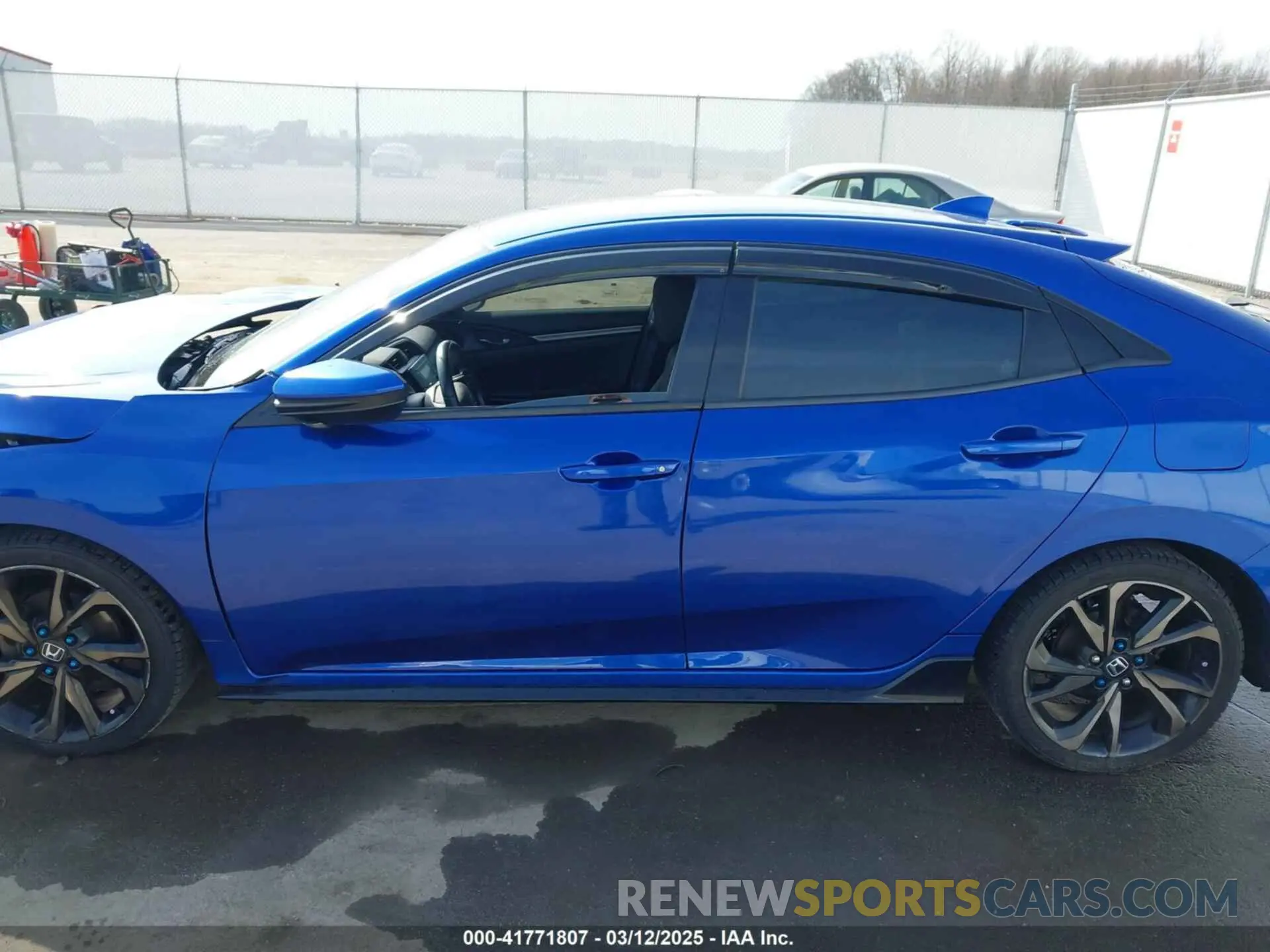 14 fotografías del automóvil dañado SHHFK7H44KU209751 HONDA CIVIC 2019