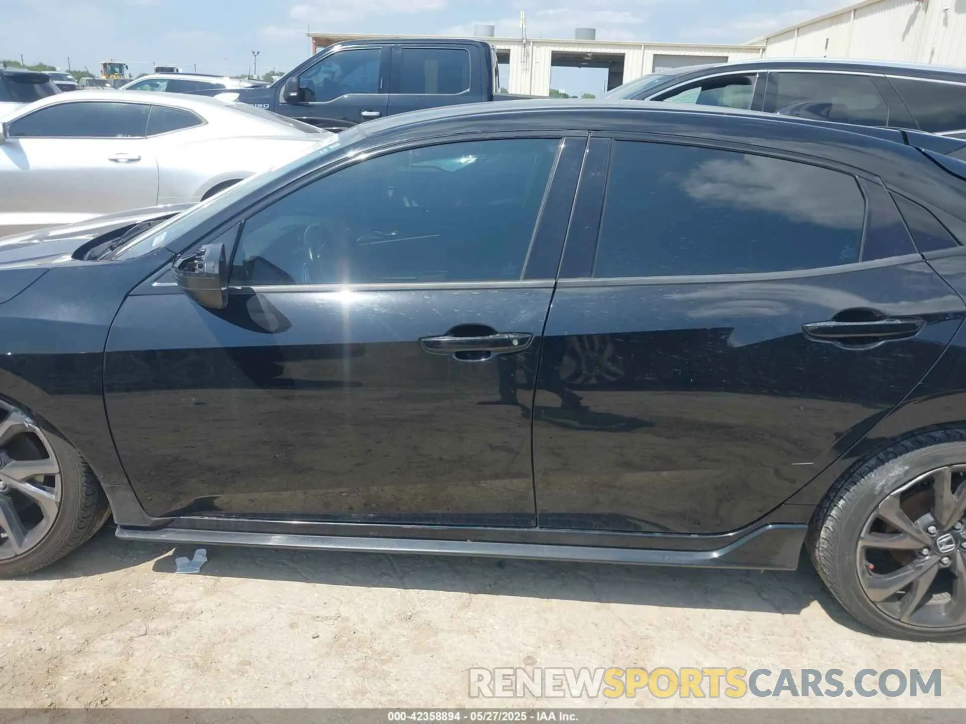 14 fotografías del automóvil dañado SHHFK7H45KU226624 HONDA CIVIC 2019