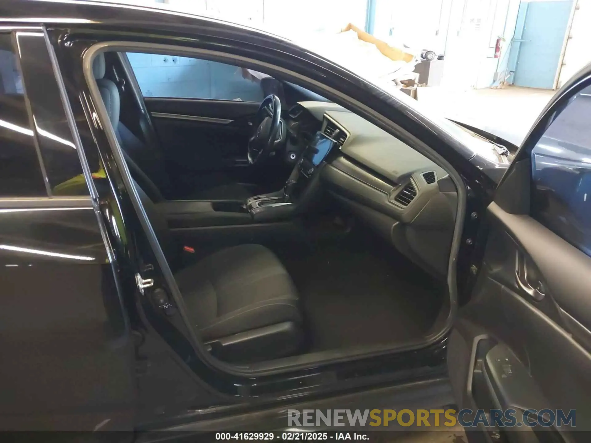 5 fotografías del automóvil dañado SHHFK7H47KU400791 HONDA CIVIC 2019