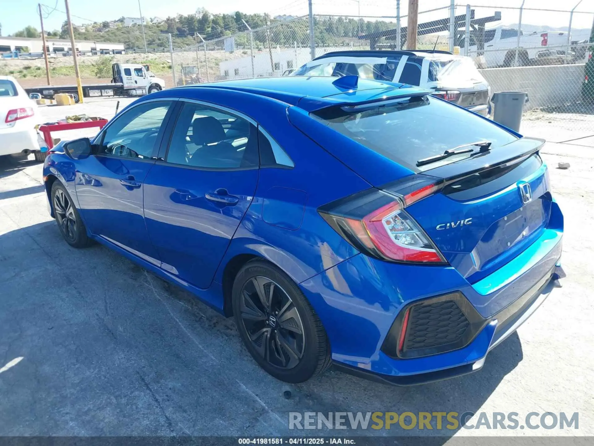 3 fotografías del automóvil dañado SHHFK7H62KU403888 HONDA CIVIC 2019