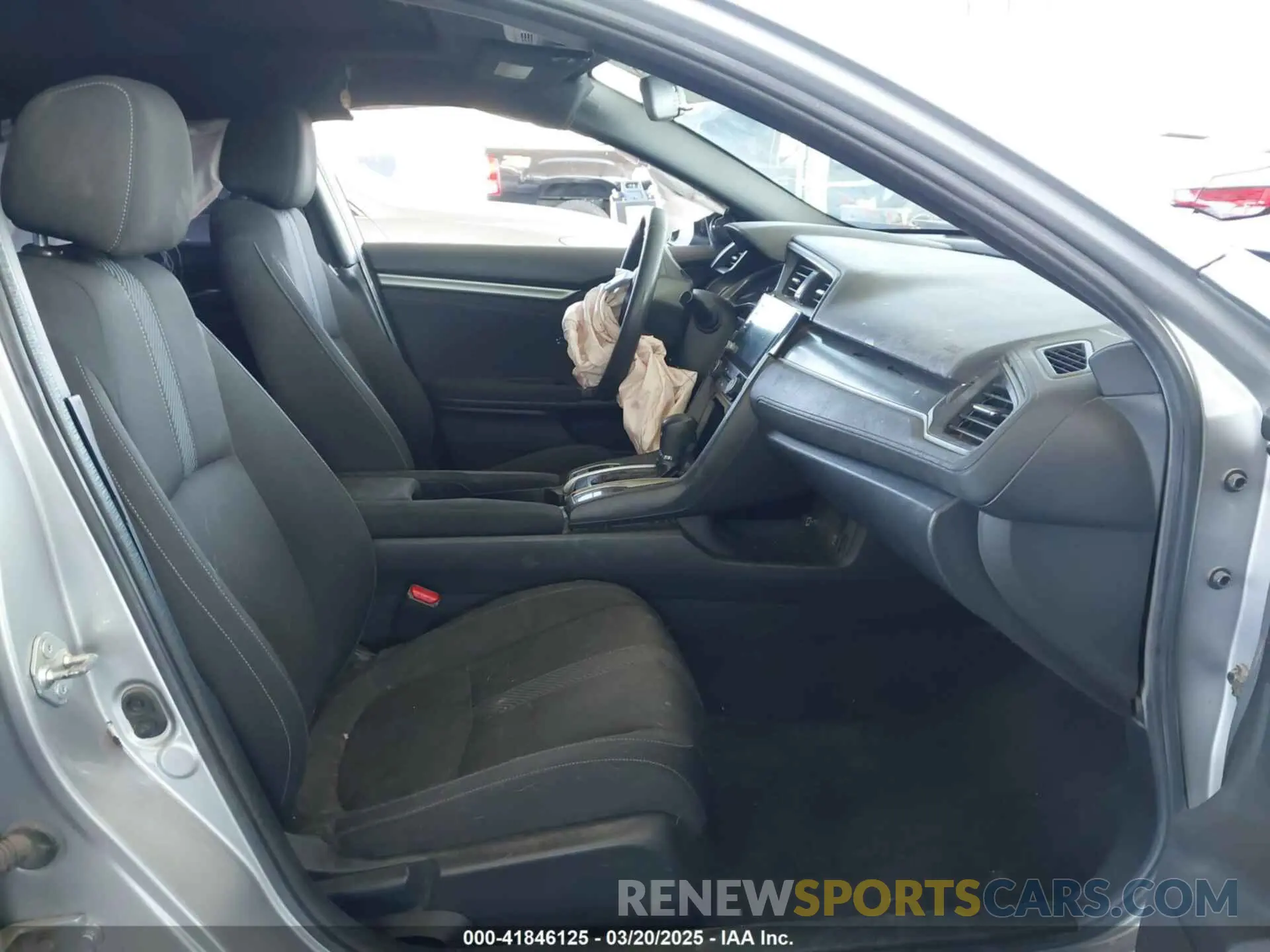 5 fotografías del automóvil dañado SHHFK7H62KU403955 HONDA CIVIC 2019