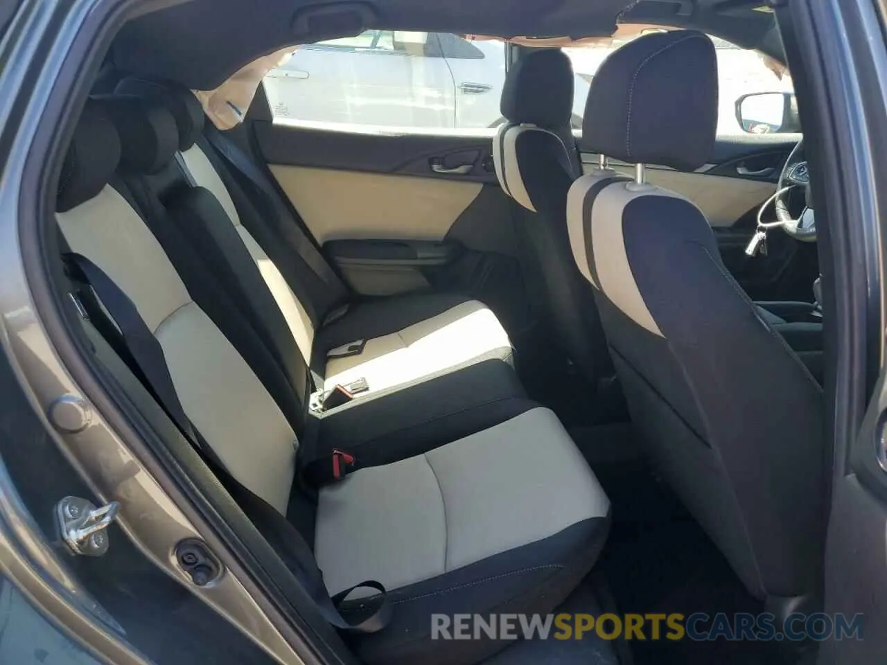 10 fotografías del automóvil dañado SHHFK7H62KU418035 HONDA CIVIC 2019