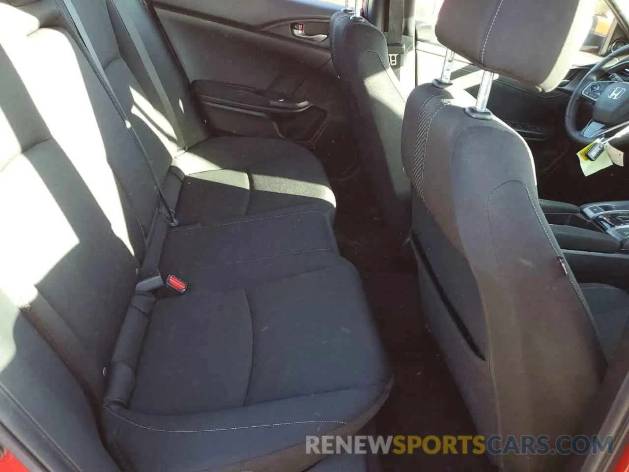 11 fotografías del automóvil dañado SHHFK7H63KU220094 HONDA CIVIC 2019