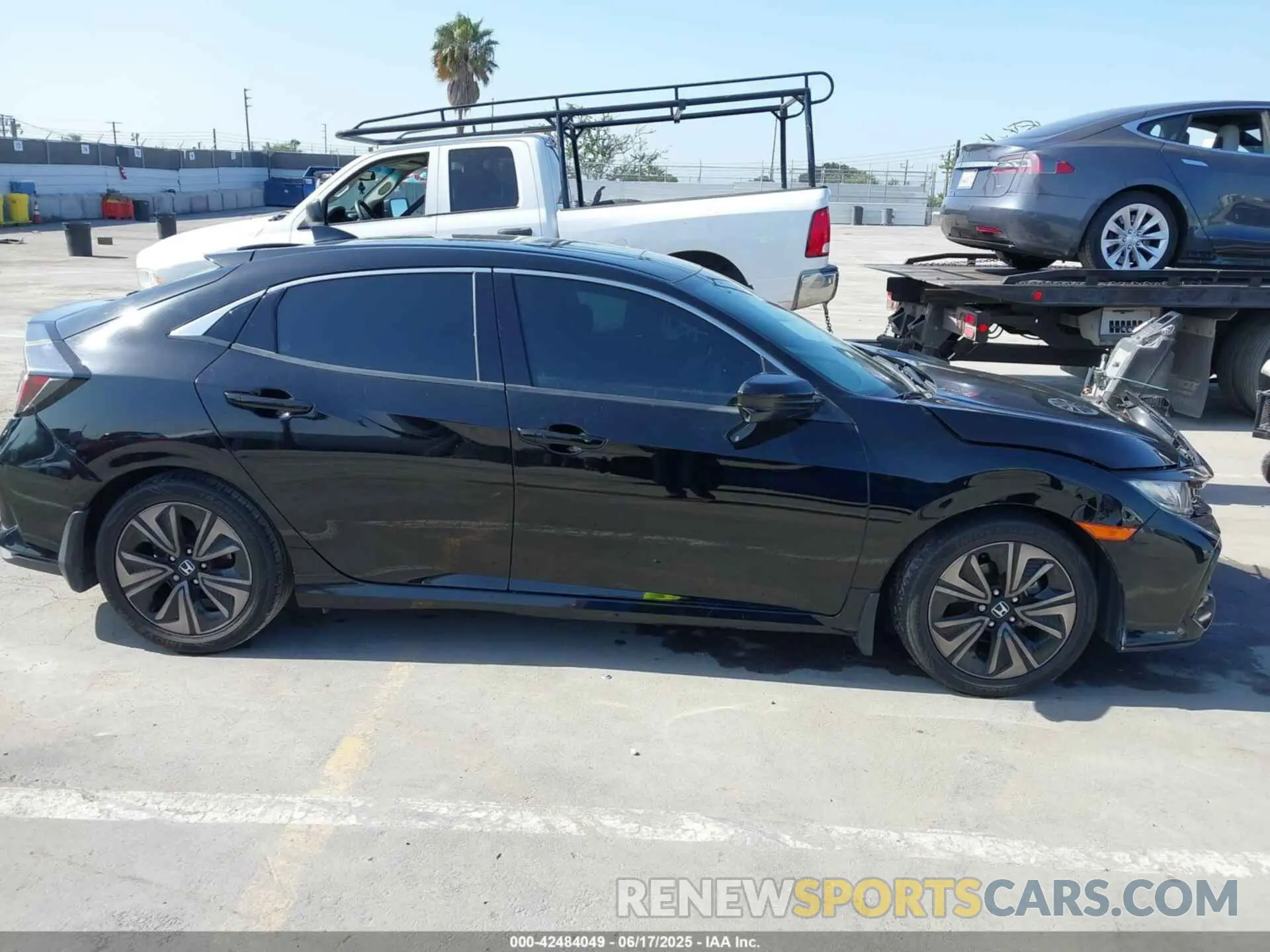 13 fotografías del automóvil dañado SHHFK7H63KU407593 HONDA CIVIC 2019