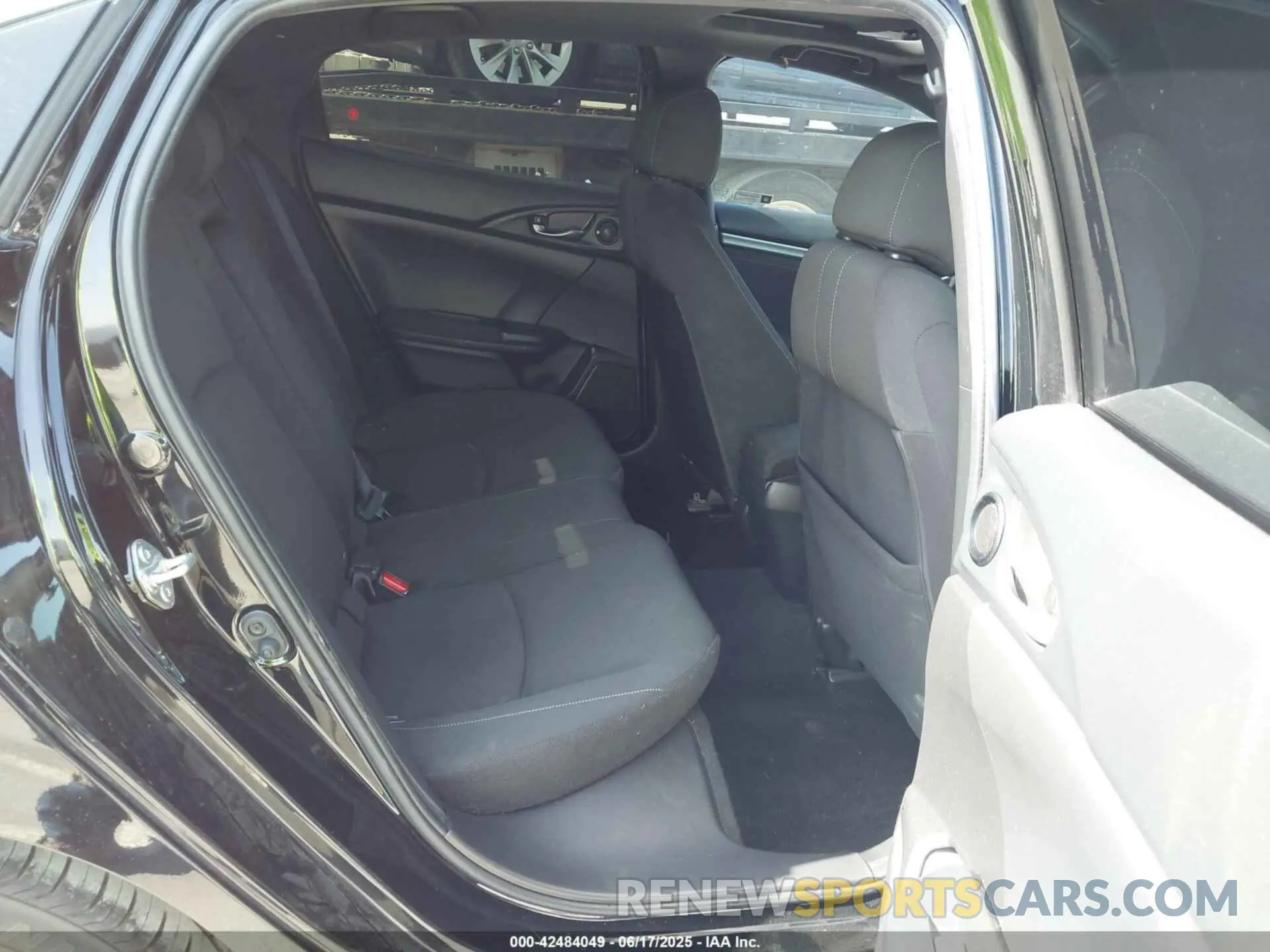8 fotografías del automóvil dañado SHHFK7H63KU407593 HONDA CIVIC 2019