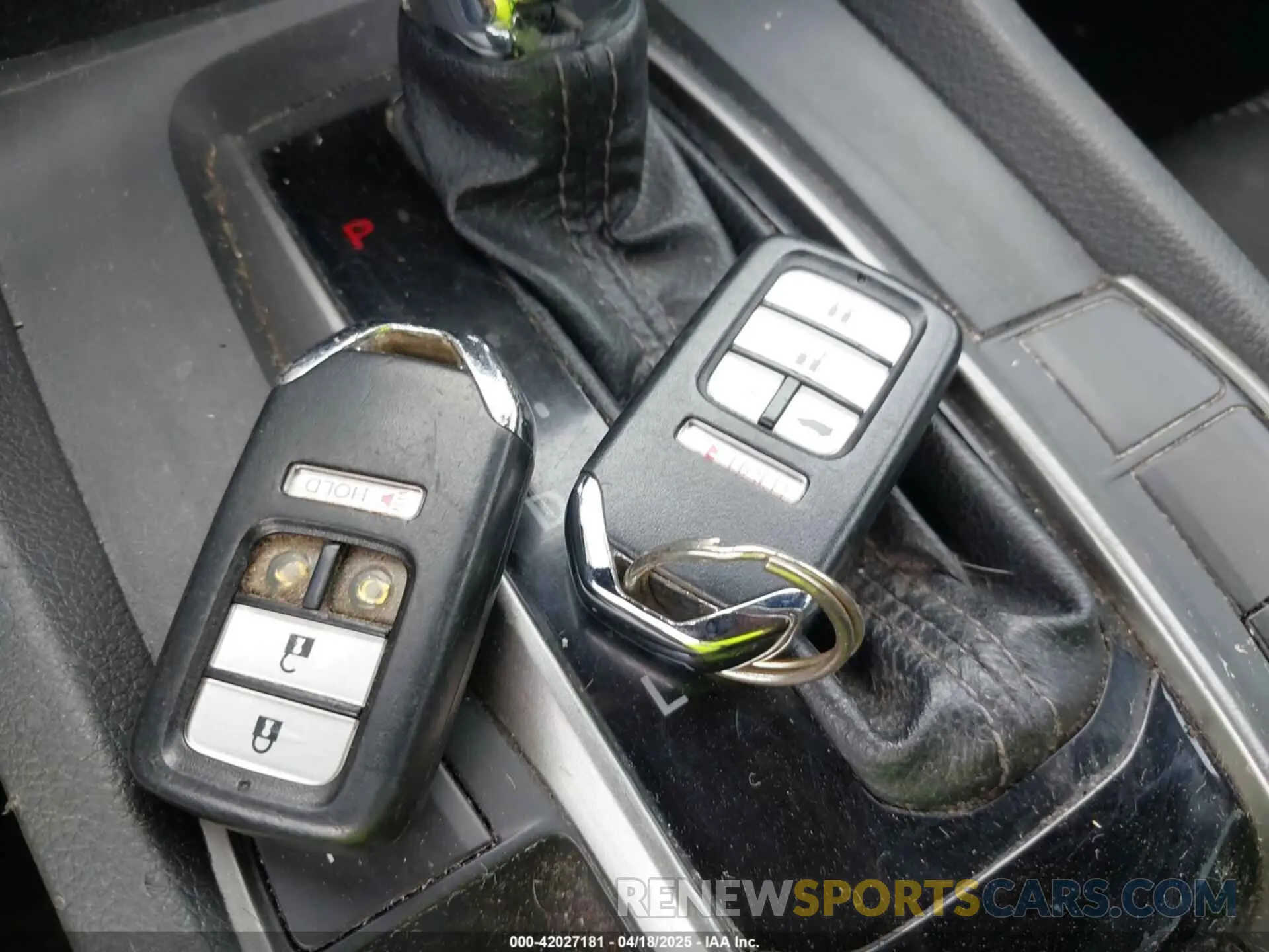 11 fotografías del automóvil dañado SHHFK7H65KU409572 HONDA CIVIC 2019