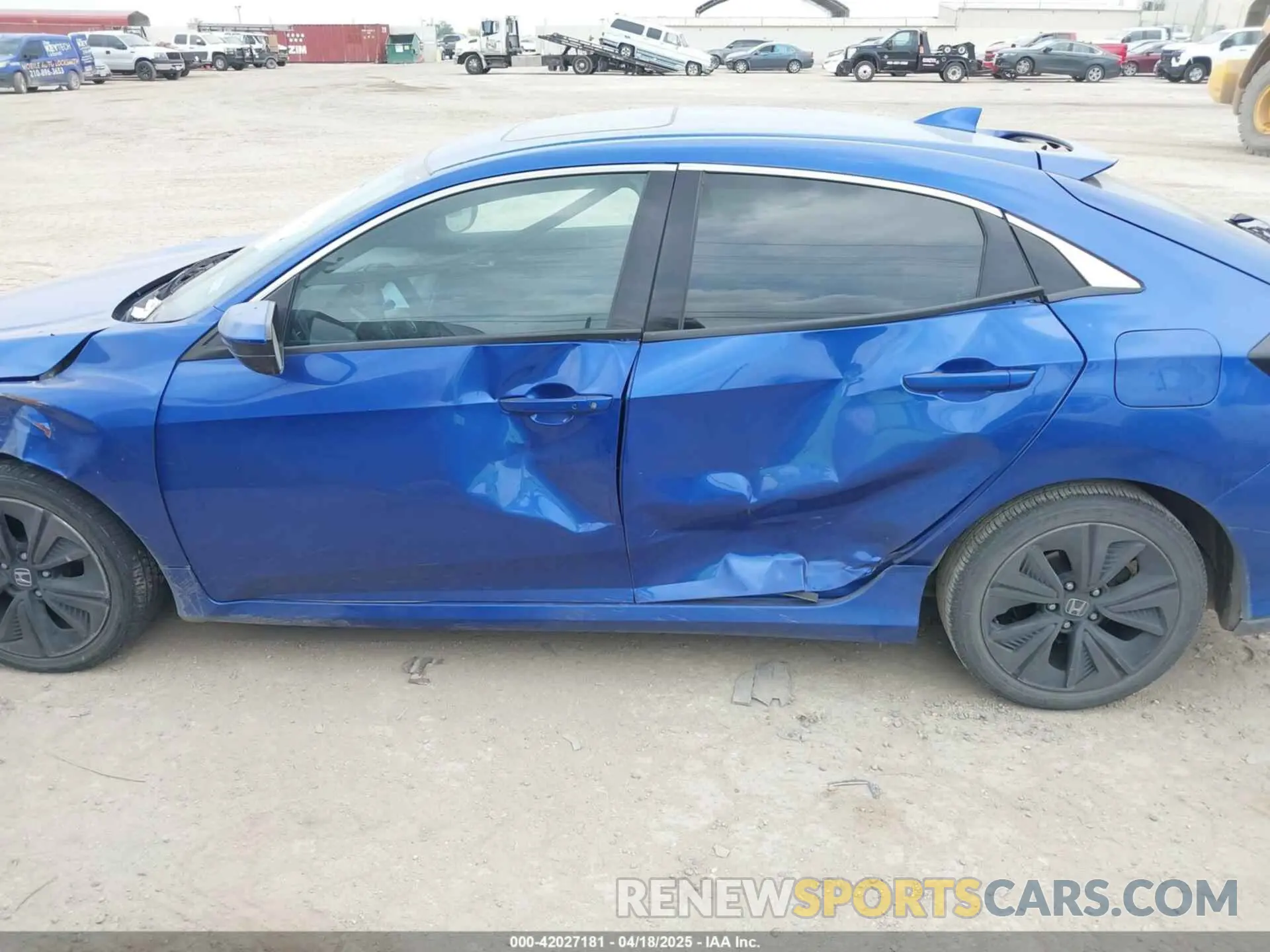 14 fotografías del automóvil dañado SHHFK7H65KU409572 HONDA CIVIC 2019