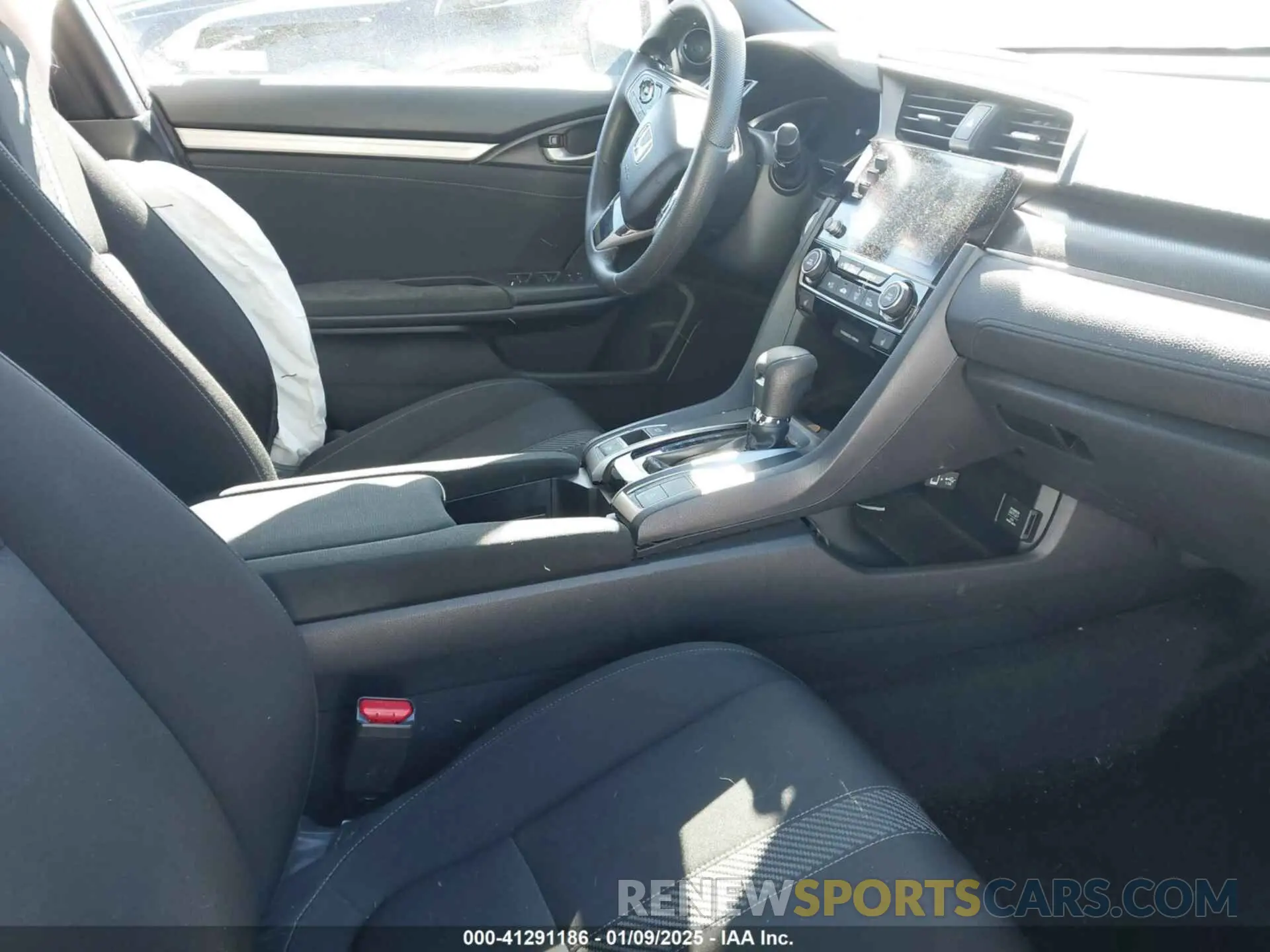 5 fotografías del automóvil dañado SHHFK7H66KU220154 HONDA CIVIC 2019