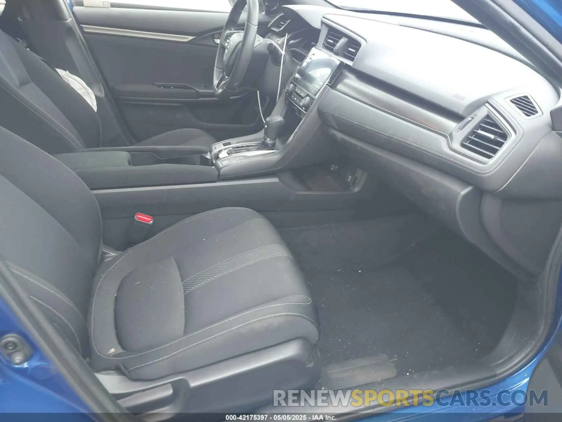 5 fotografías del automóvil dañado SHHFK7H67KU402820 HONDA CIVIC 2019