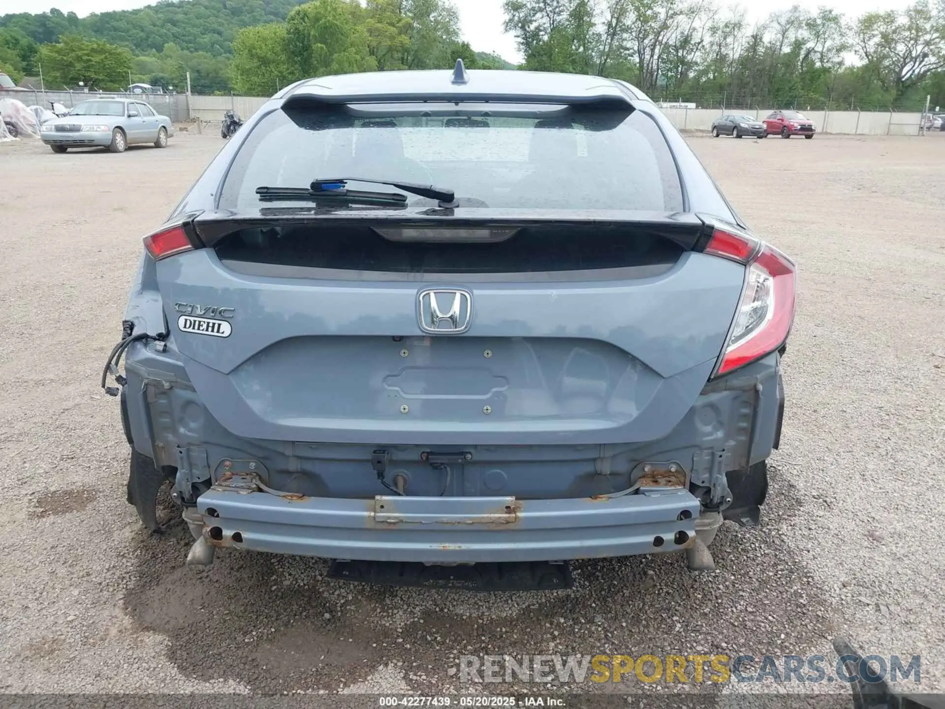 17 fotografías del automóvil dañado SHHFK7H68KU209964 HONDA CIVIC 2019
