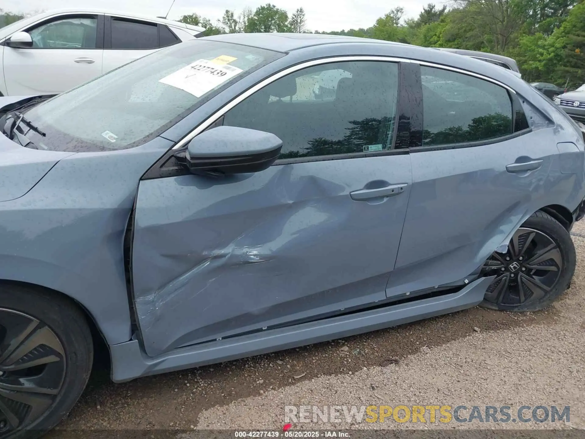 18 fotografías del automóvil dañado SHHFK7H68KU209964 HONDA CIVIC 2019