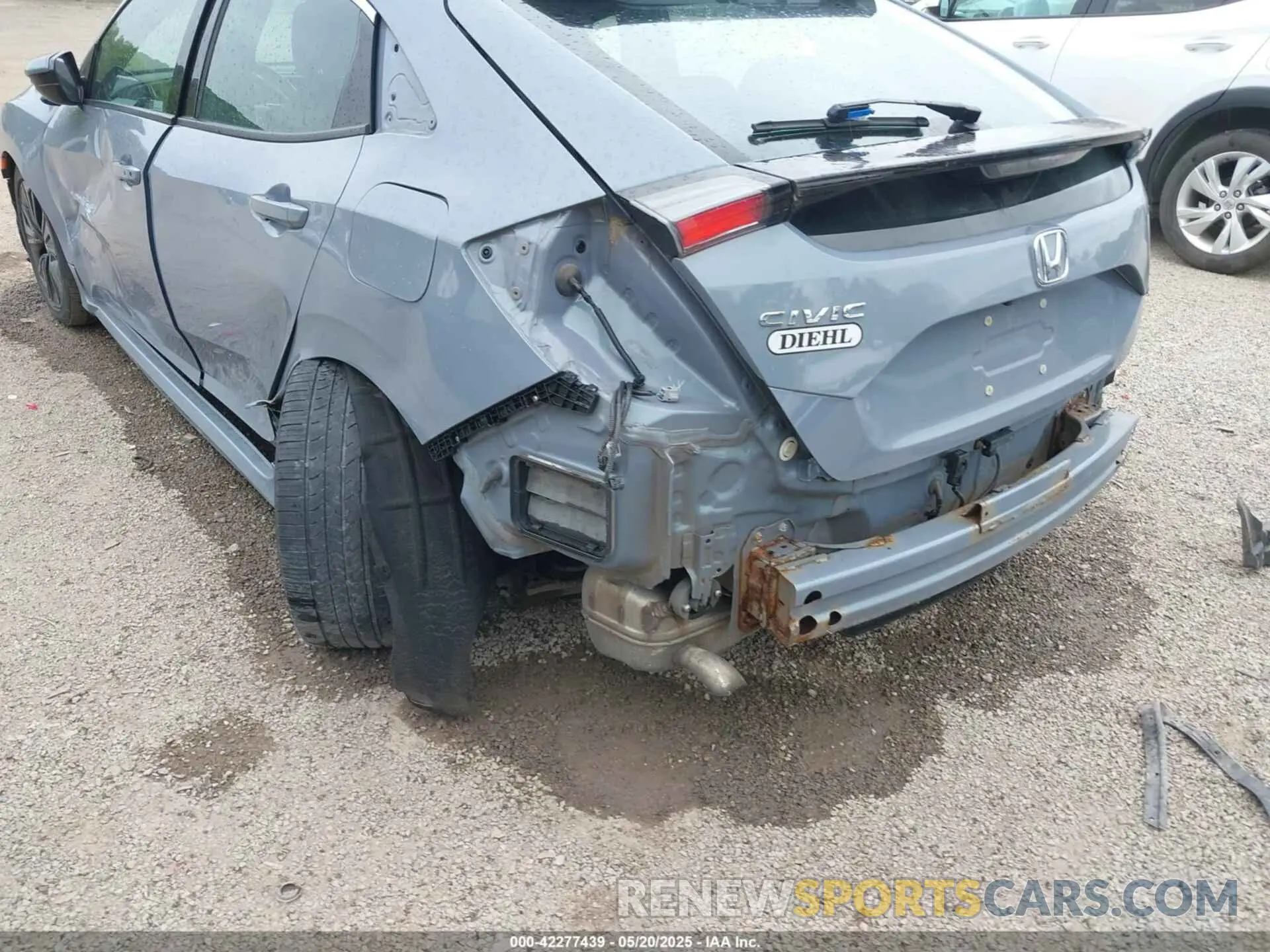 19 fotografías del automóvil dañado SHHFK7H68KU209964 HONDA CIVIC 2019
