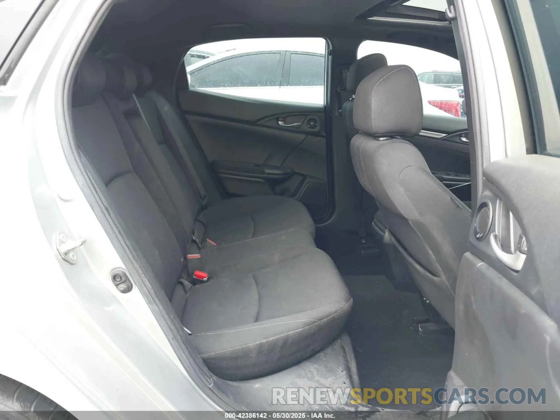 8 fotografías del automóvil dañado SHHFK7H68KU227882 HONDA CIVIC 2019