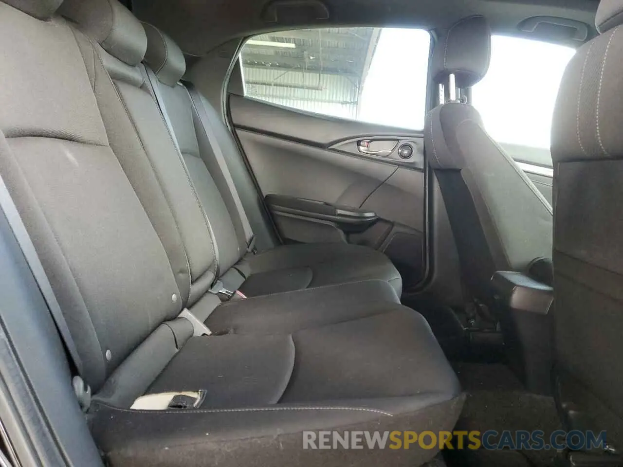 10 fotografías del automóvil dañado SHHFK7H69KU204501 HONDA CIVIC 2019