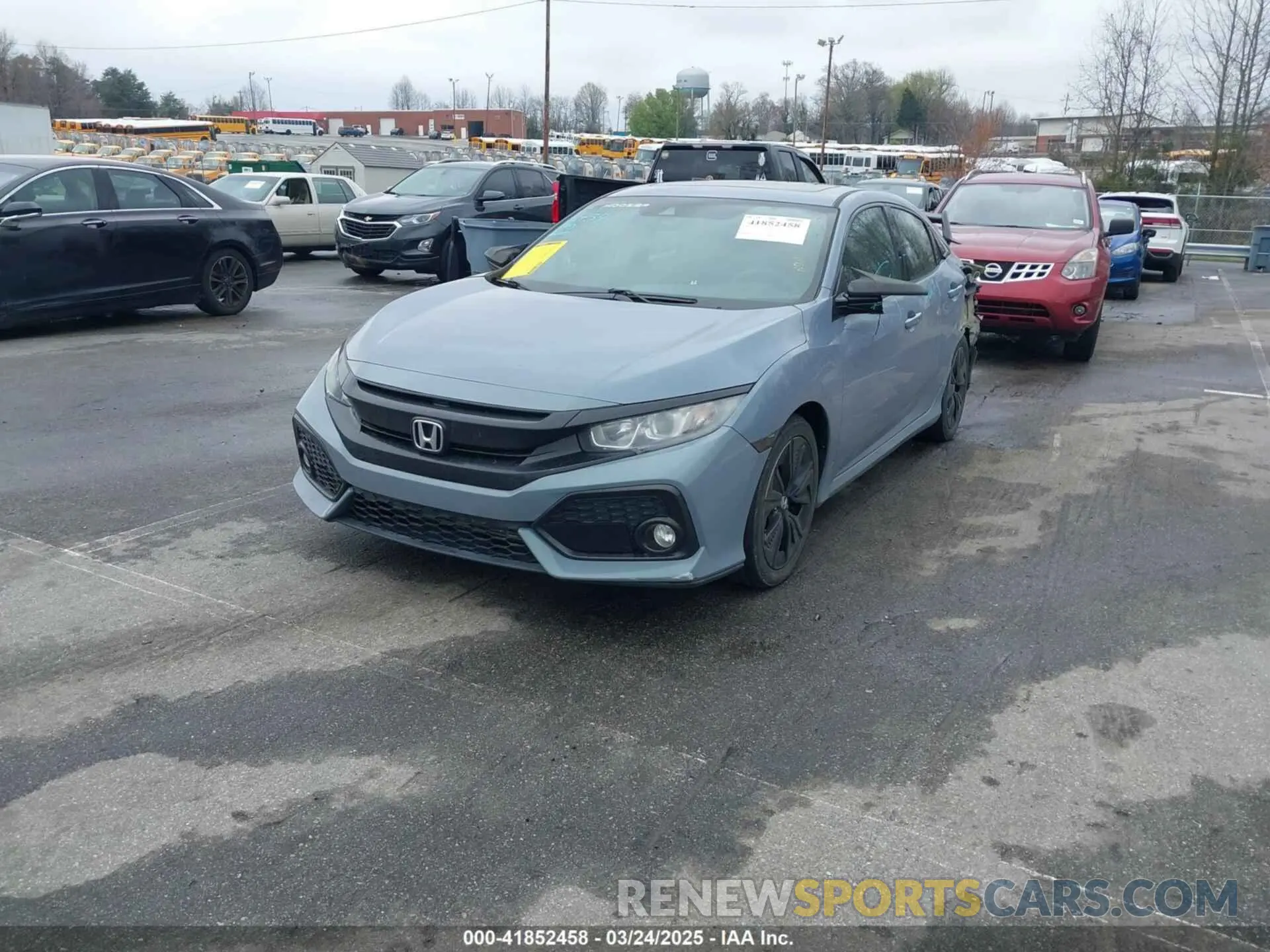 2 fotografías del automóvil dañado SHHFK7H69KU220049 HONDA CIVIC 2019