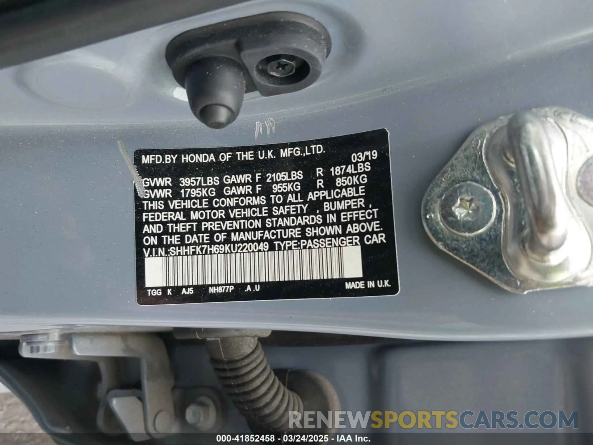 9 fotografías del automóvil dañado SHHFK7H69KU220049 HONDA CIVIC 2019