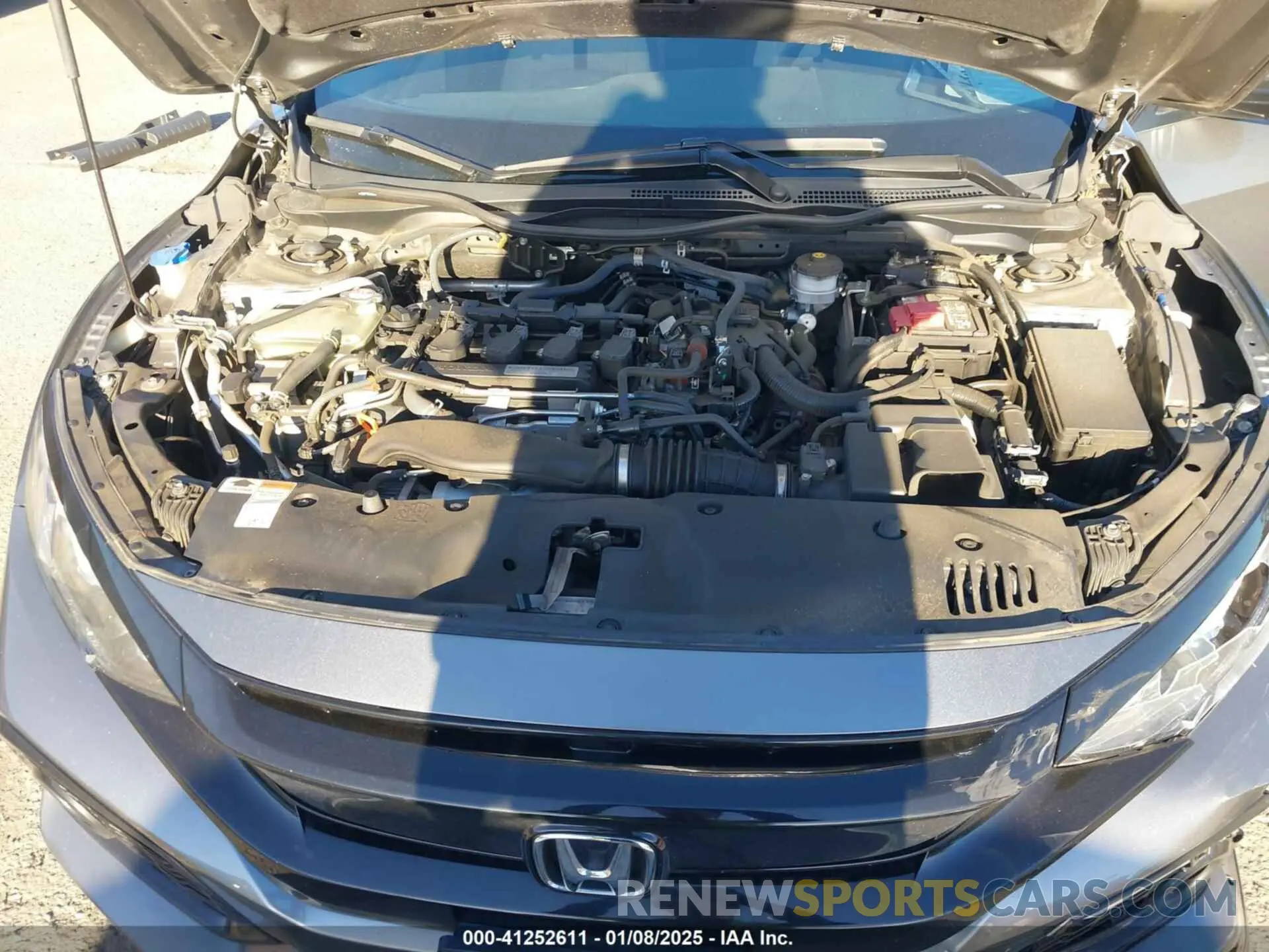 10 fotografías del automóvil dañado SHHFK7H69KU401748 HONDA CIVIC 2019