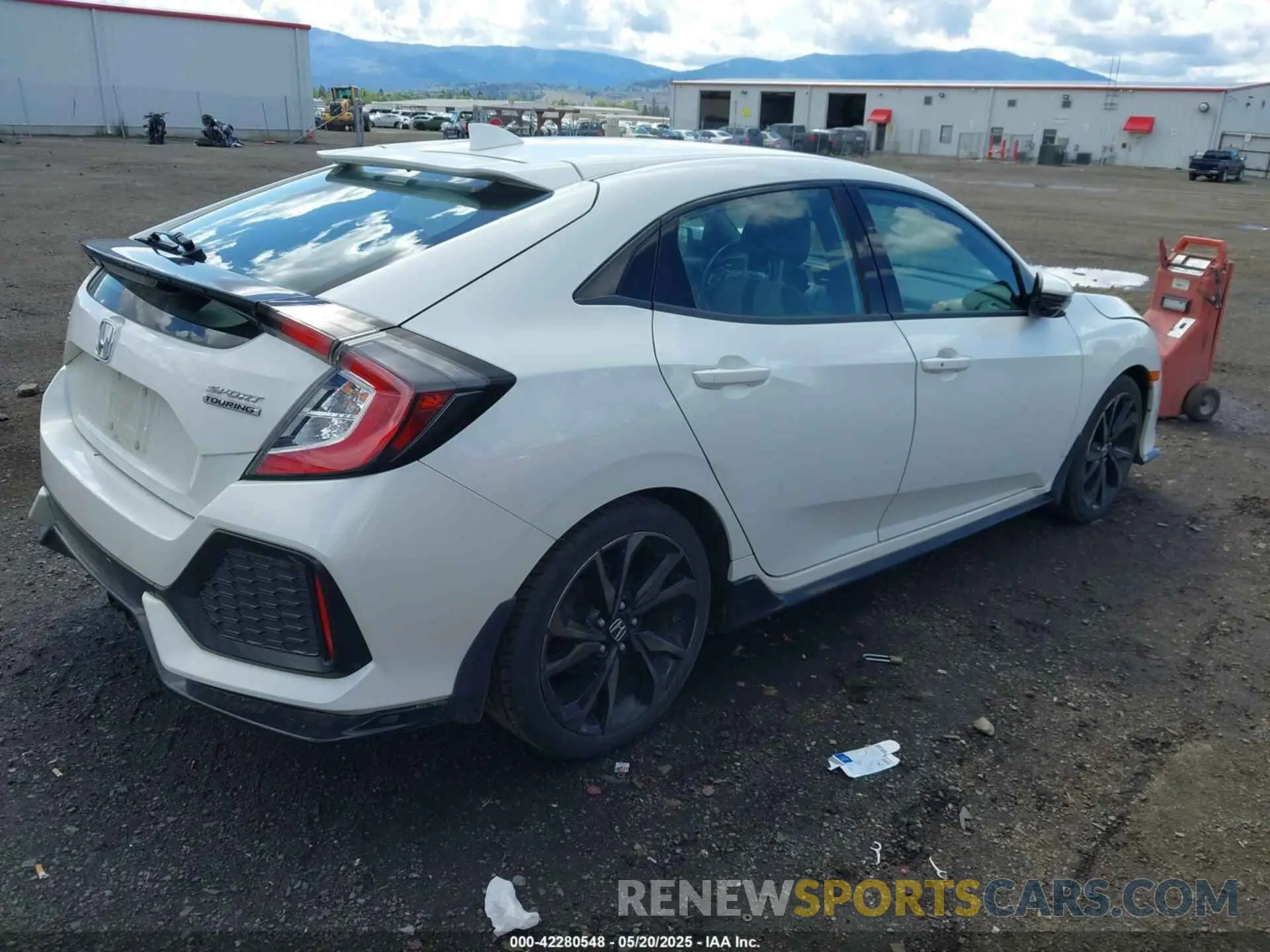 4 fotografías del automóvil dañado SHHFK7H92KU415680 HONDA CIVIC 2019