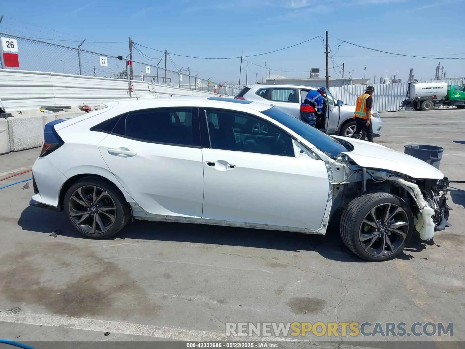 14 fotografías del automóvil dañado SHHFK7H93KU404445 HONDA CIVIC 2019